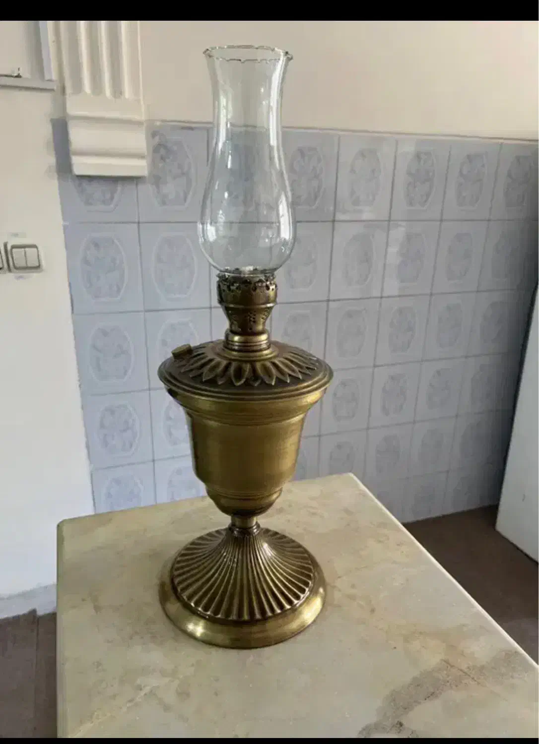 چراغ گرد سوز لمپا دکوری|صنایع دستی و سایر لوازم تزئینی|همدان, |دیوار