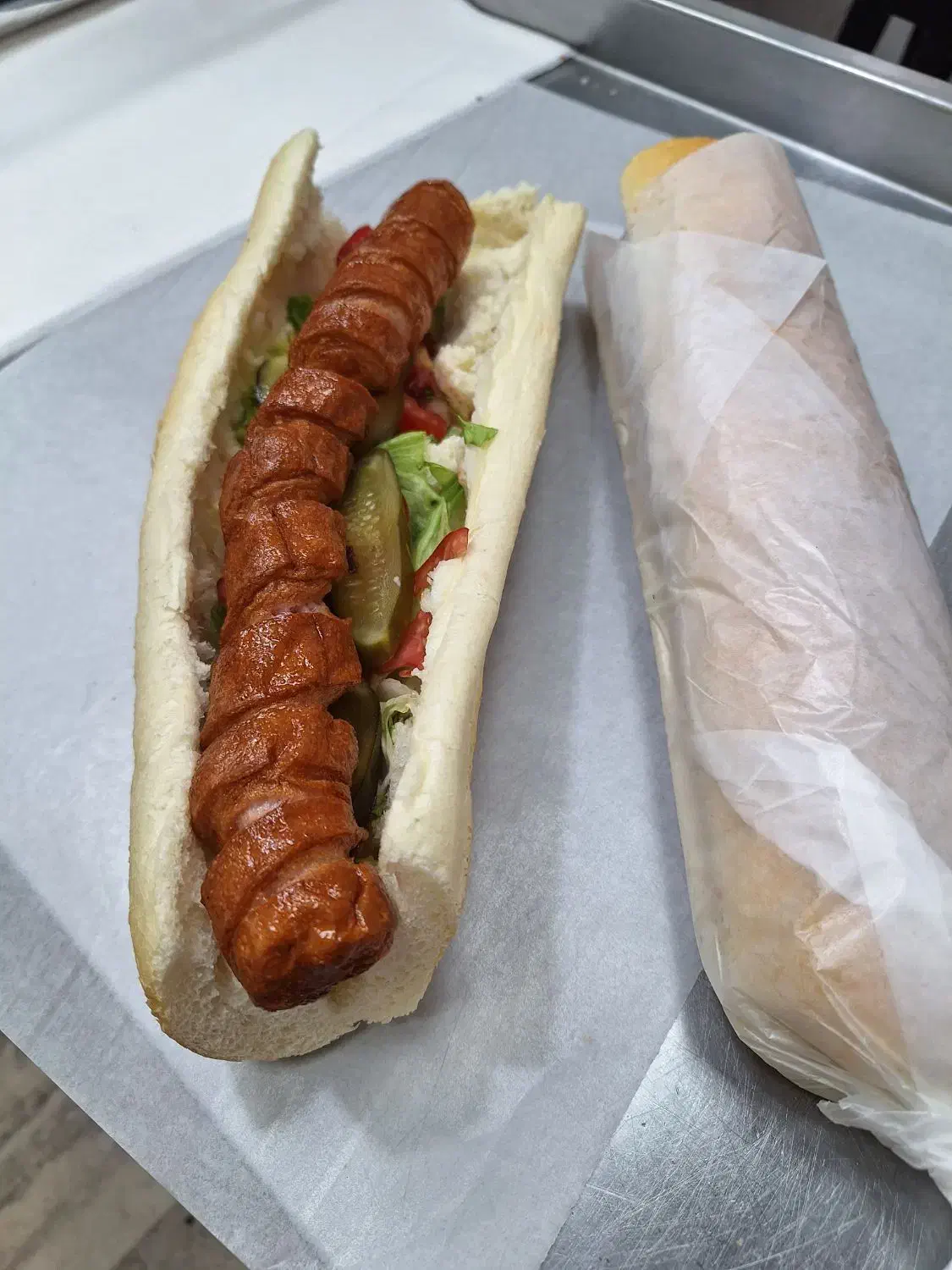 به یک کارگر پاره وقت نیازمندیم|استخدام خدمات فروشگاه و رستوران|تهران, نصرت|دیوار