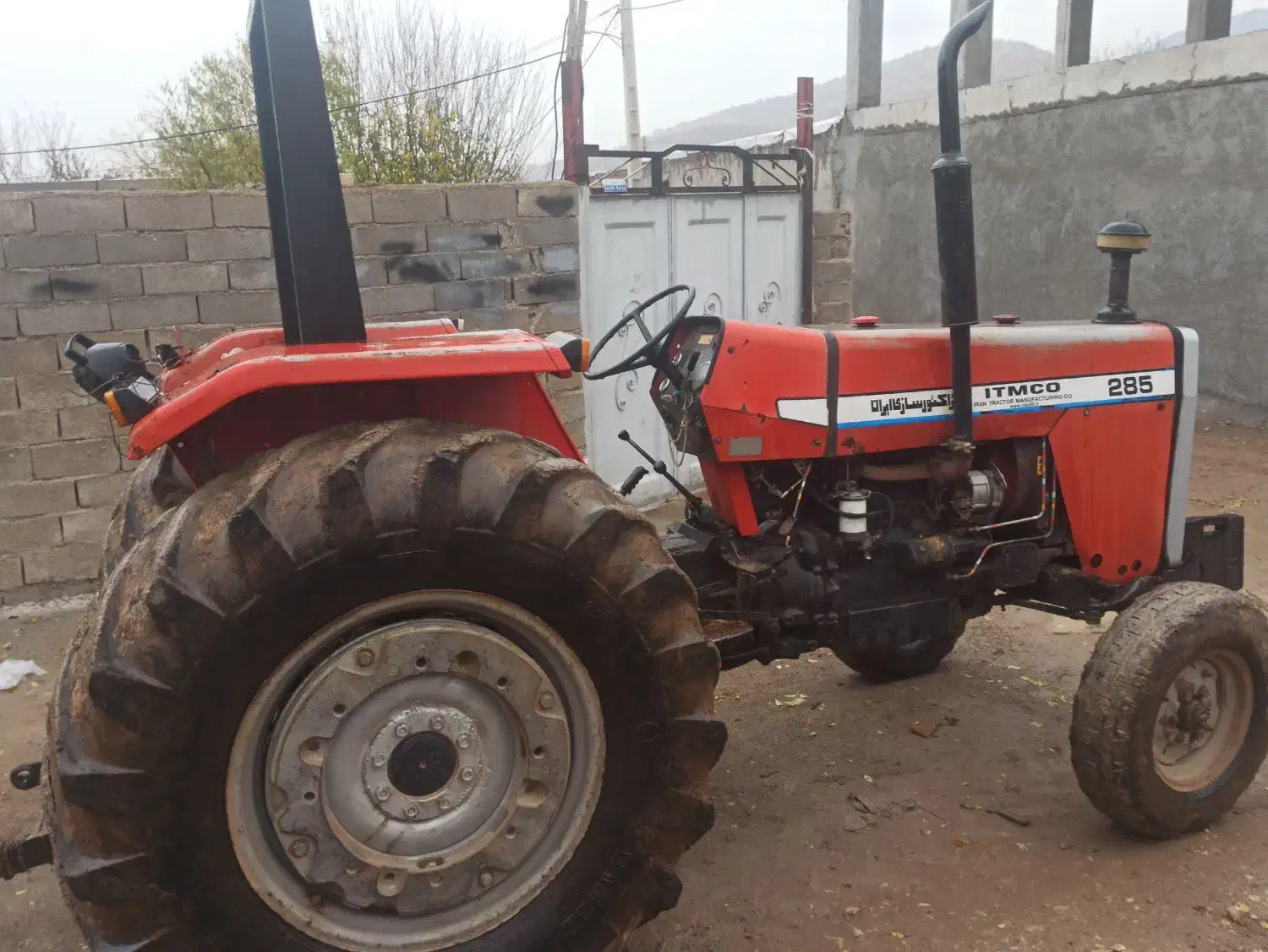 تراکتور 285 فرگوسن|خودرو سنگین|خرم‌آباد, |دیوار