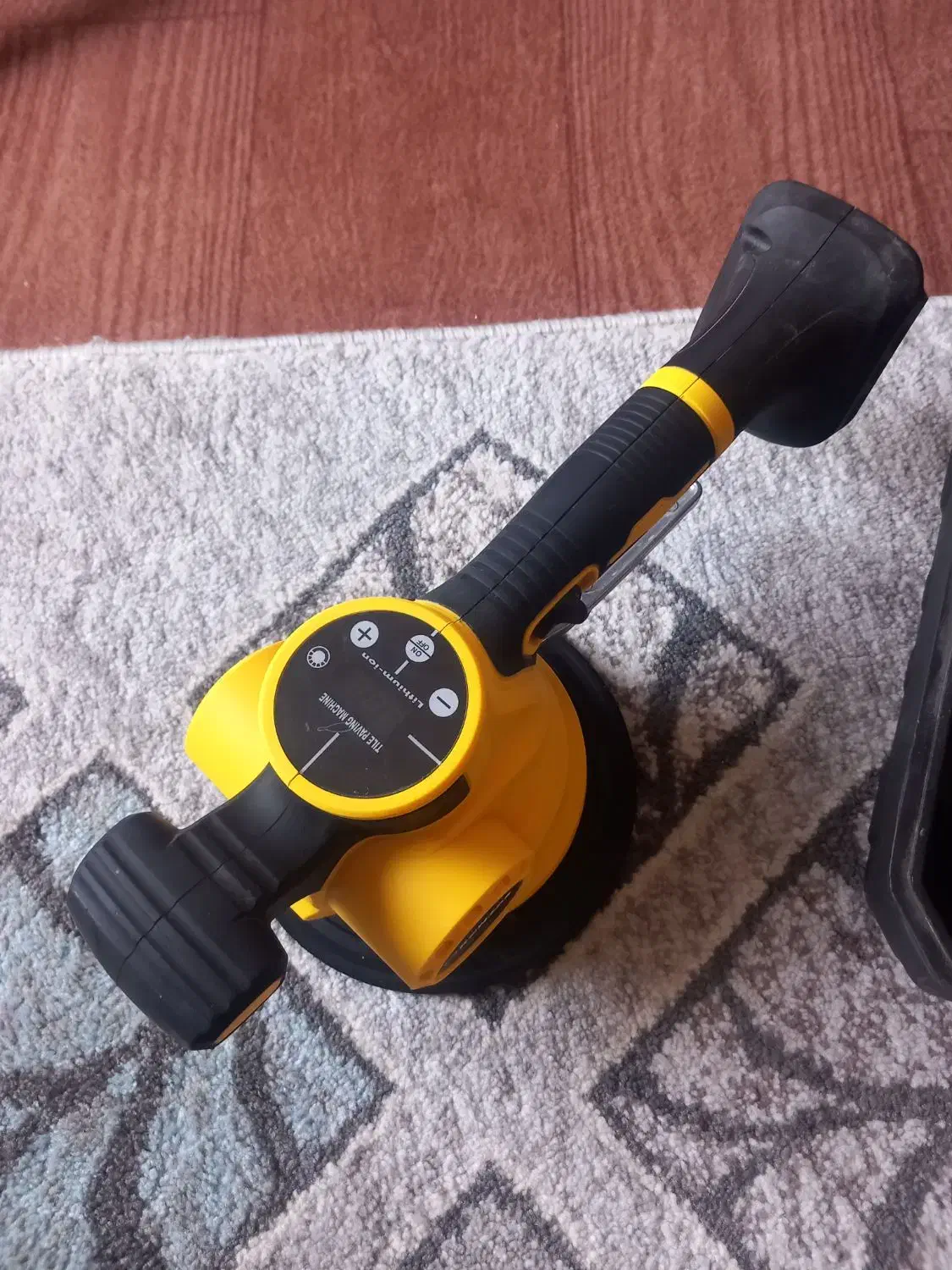 چکش برقی کنزاکسویبره|ابزارآلات|گمیشان, |دیوار