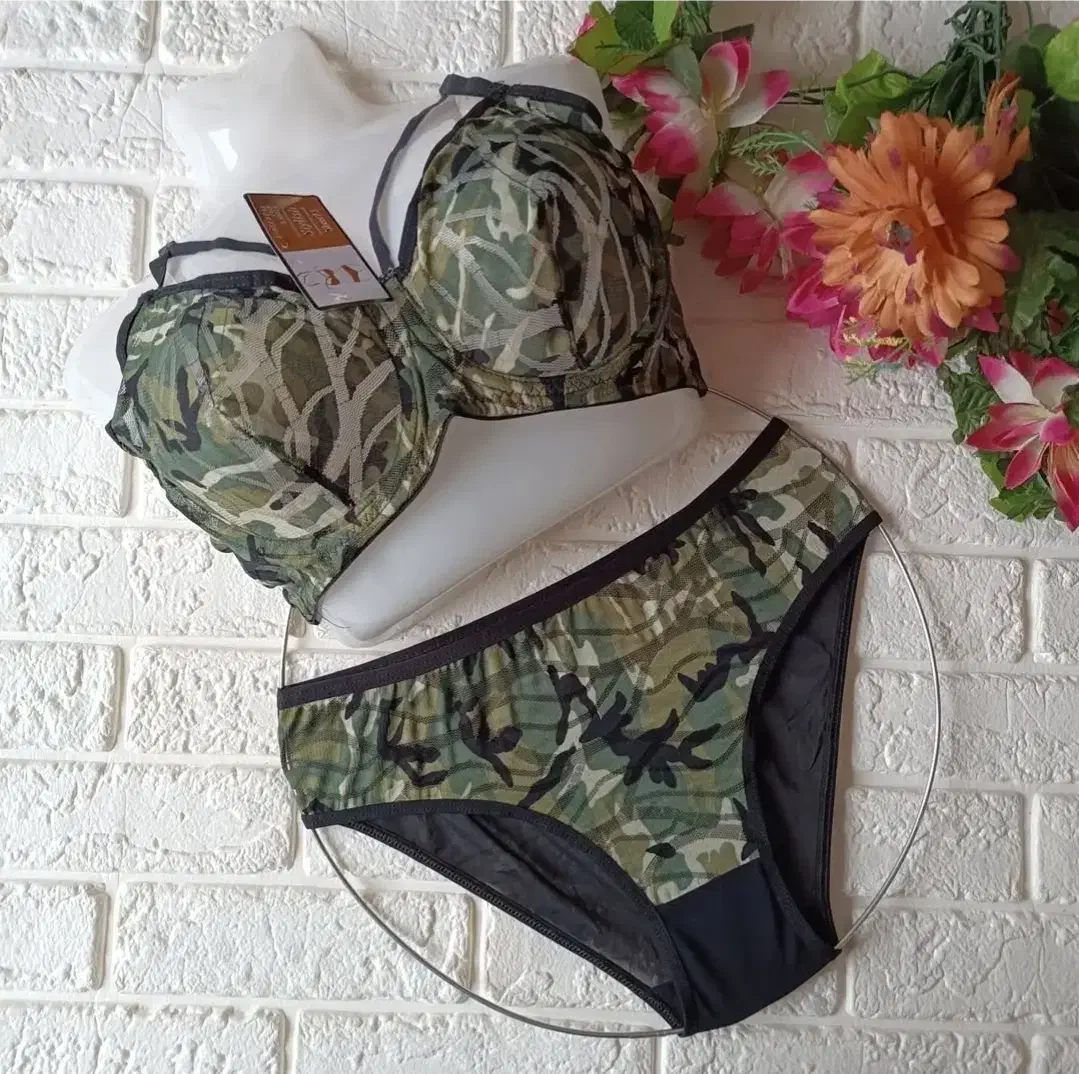 ست فنردار هارنسی پلنگی و عکس دوم ست چریکی|لباس|رشت, پل تالشان|دیوار