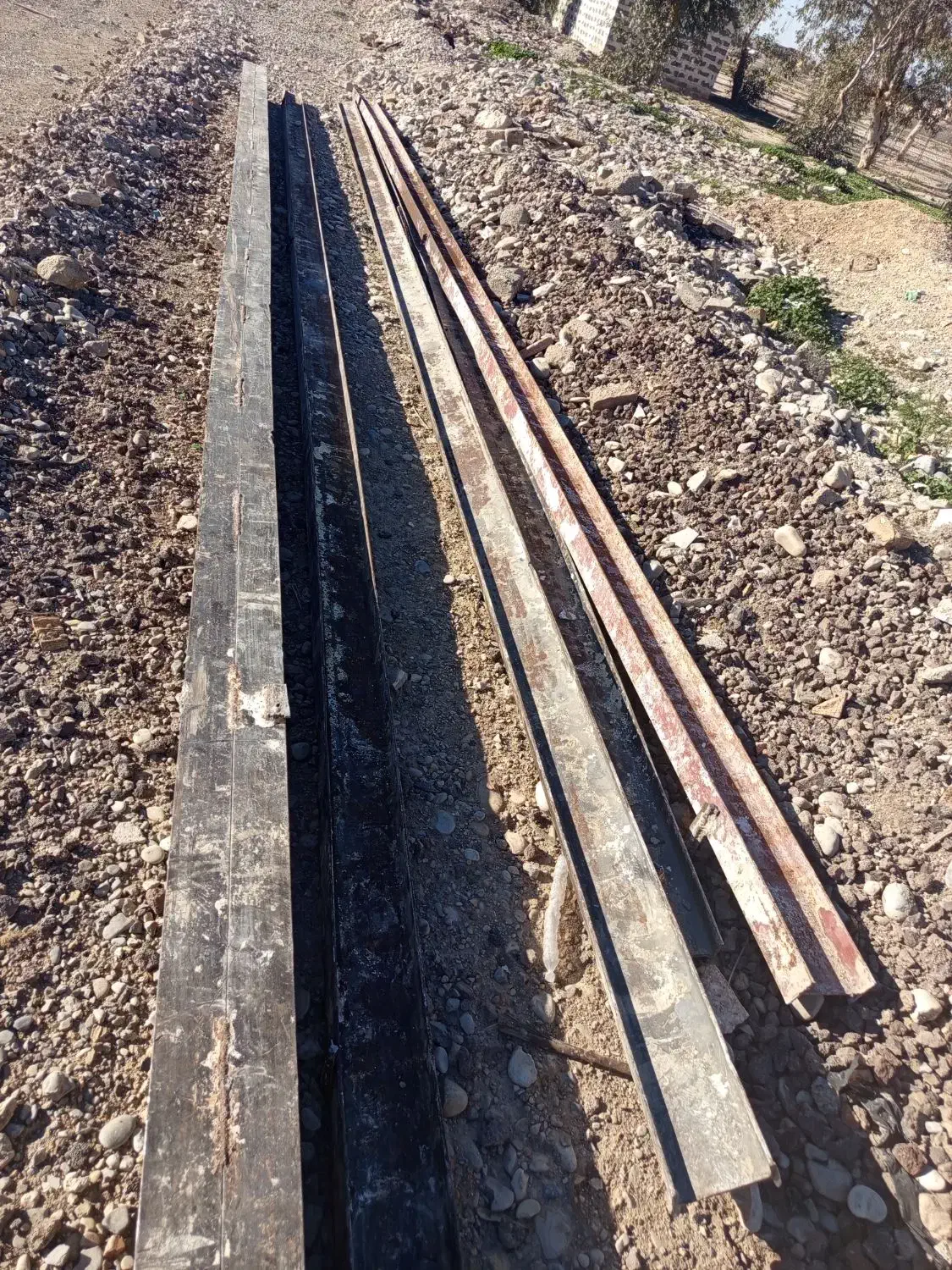 تیرآهن|ابزارآلات|مهران (ایلام), |دیوار