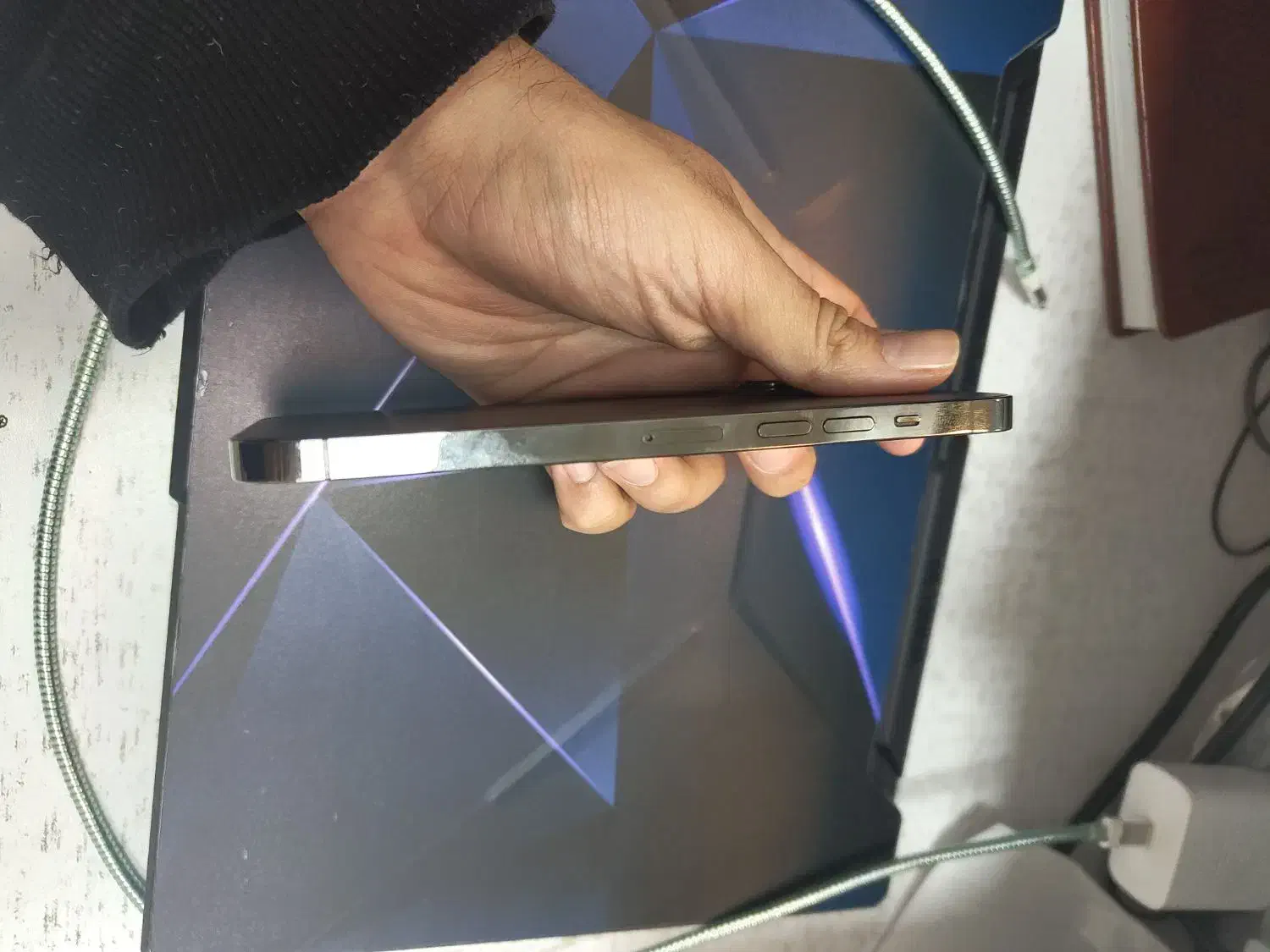 آیفون 13پرومکس|موبایل|رشت, منظریه|دیوار