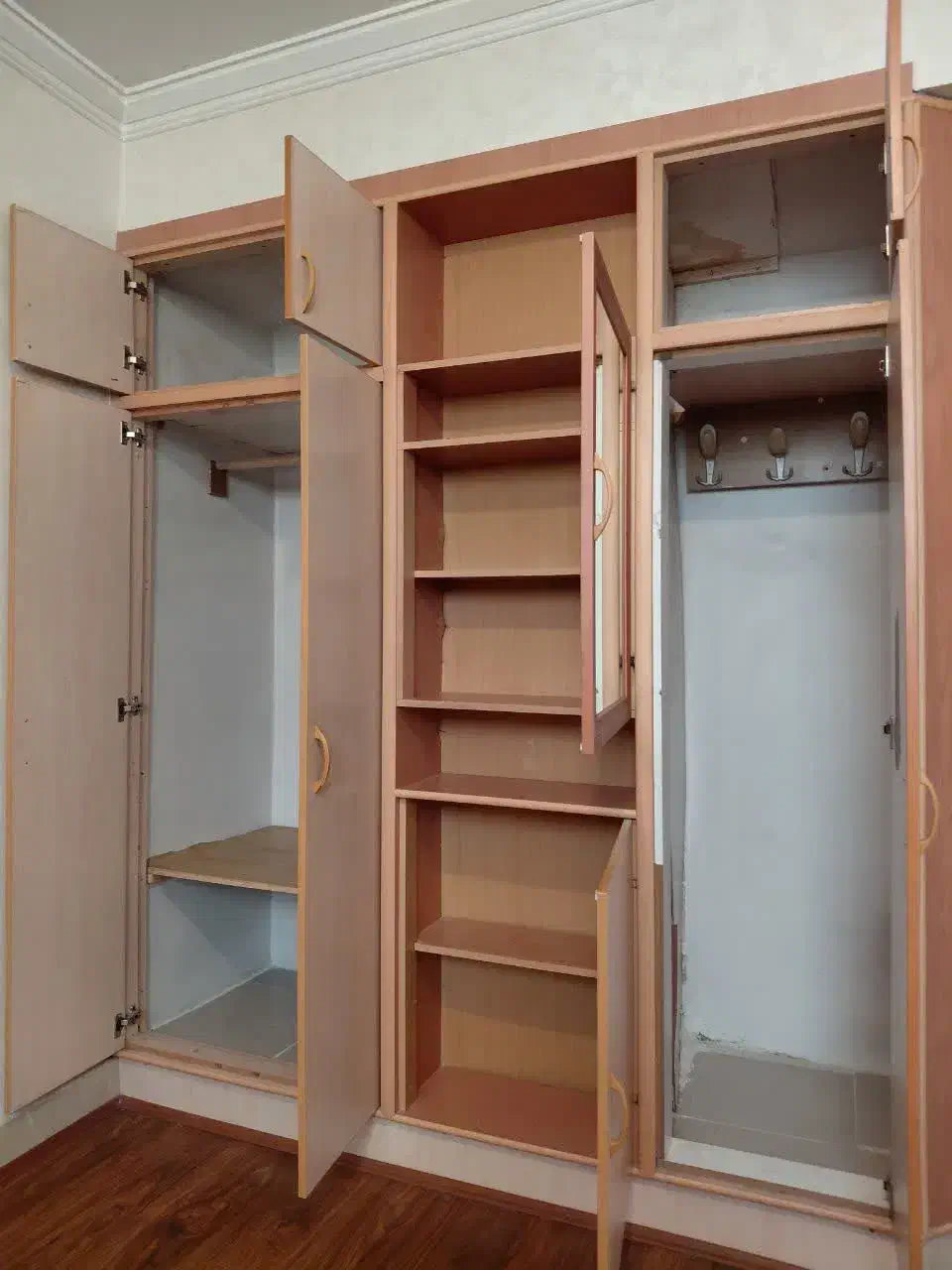 کمد دیواری|جاکفشی، کمد، دراور|اصفهان, دشتستان|دیوار