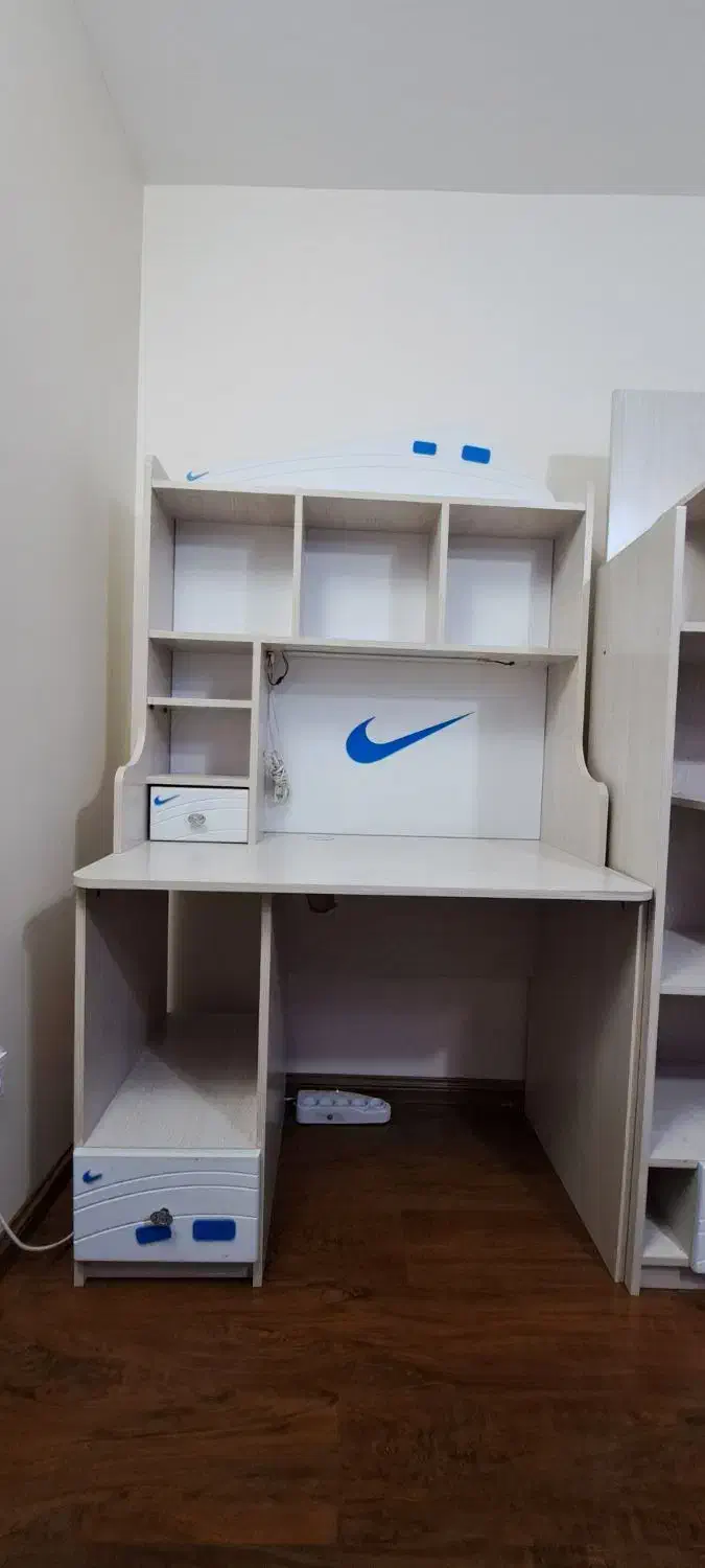 کتابخانه و میز تحریر و تخت تمام ام دی اف نایک|کتابخانه، شلف، قفسههای دیواری|کرج, اتحاد|دیوار