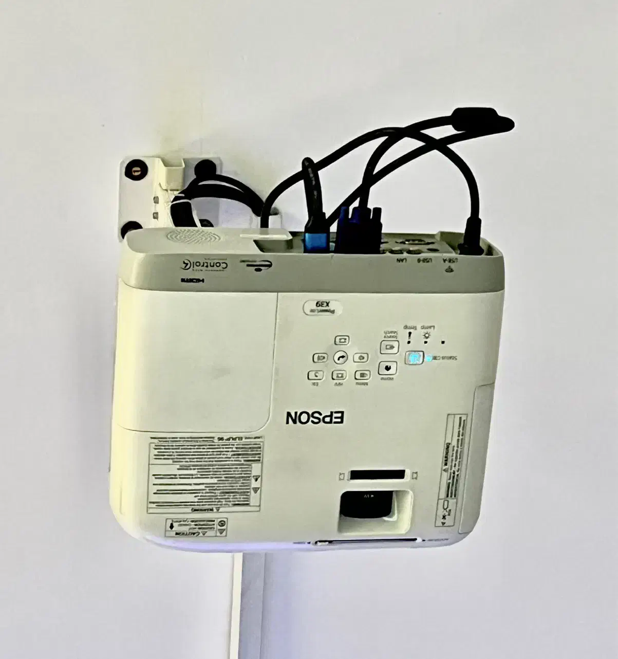 فروش و تعمیرات تخصصی ویدئوپروژکتور|تلویزیون و پروژکتور|نوشهر, |دیوار