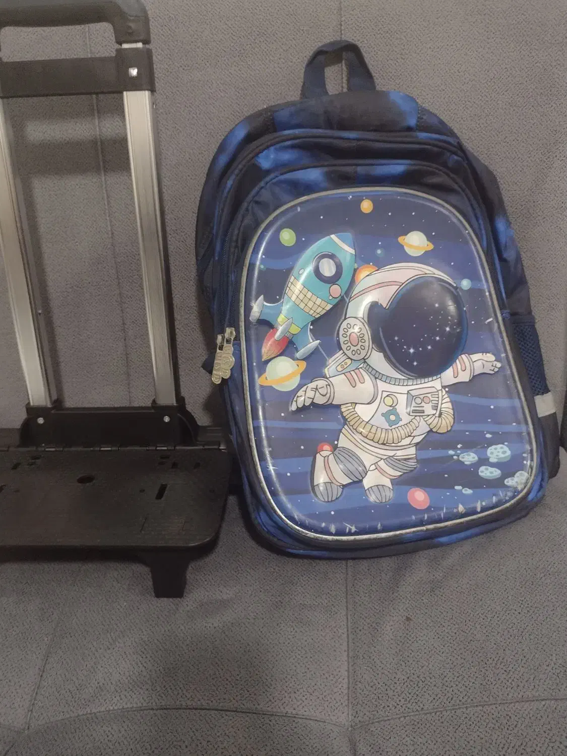 کیف مدرسه چرخدار|کیف، کفش، کمربند|تهران, شیخ هادی|دیوار