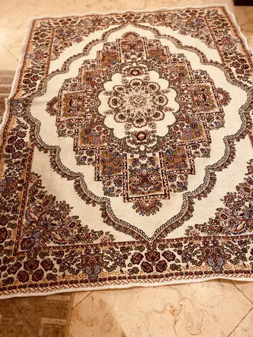 رو فرشی ۴ متری نو نگار یزد|روفرشی|تهران, قیطریه|دیوار