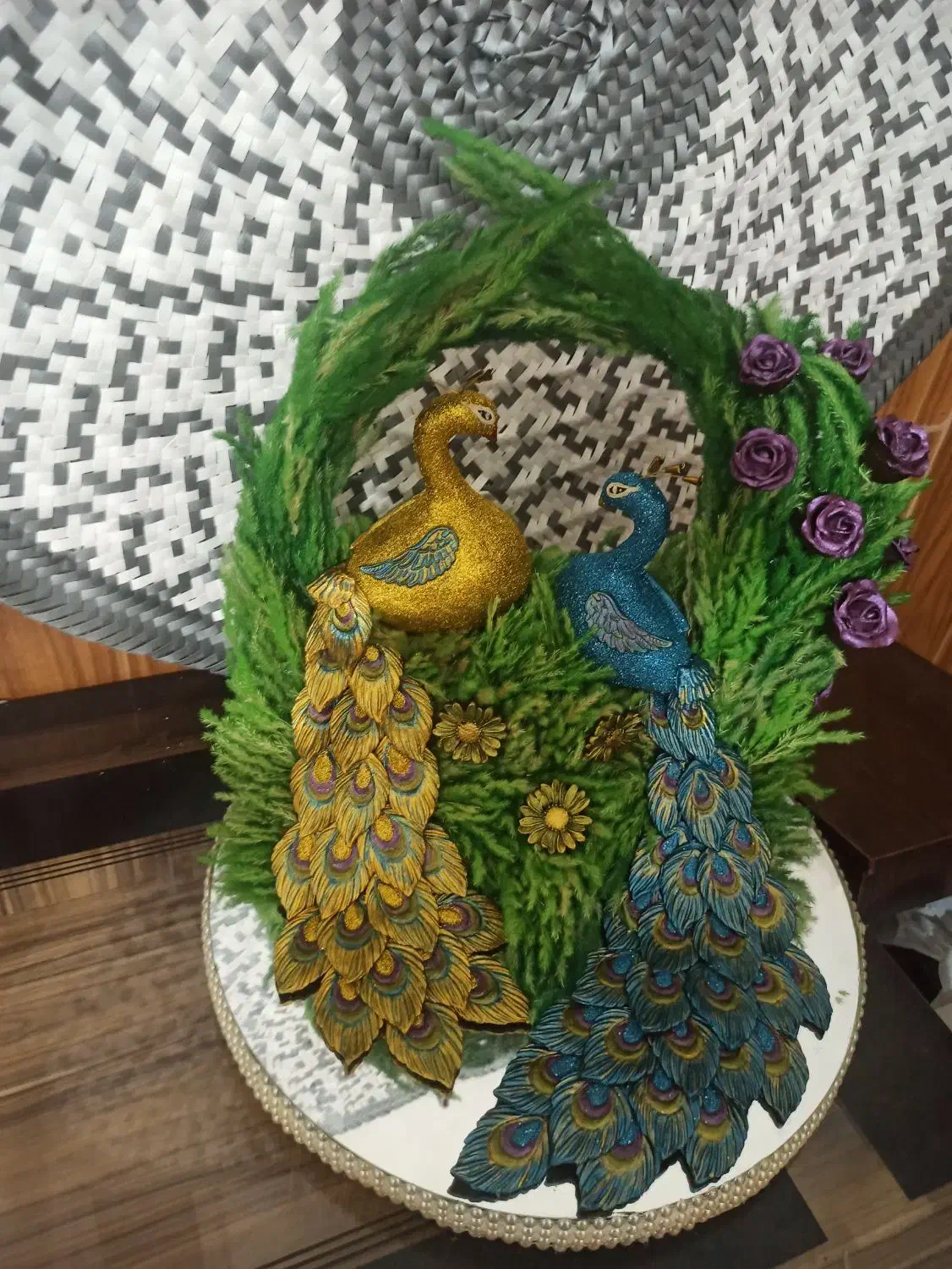 سینی حنا|خدمات پذیرایی، مراسم|سی‌سخت, |دیوار