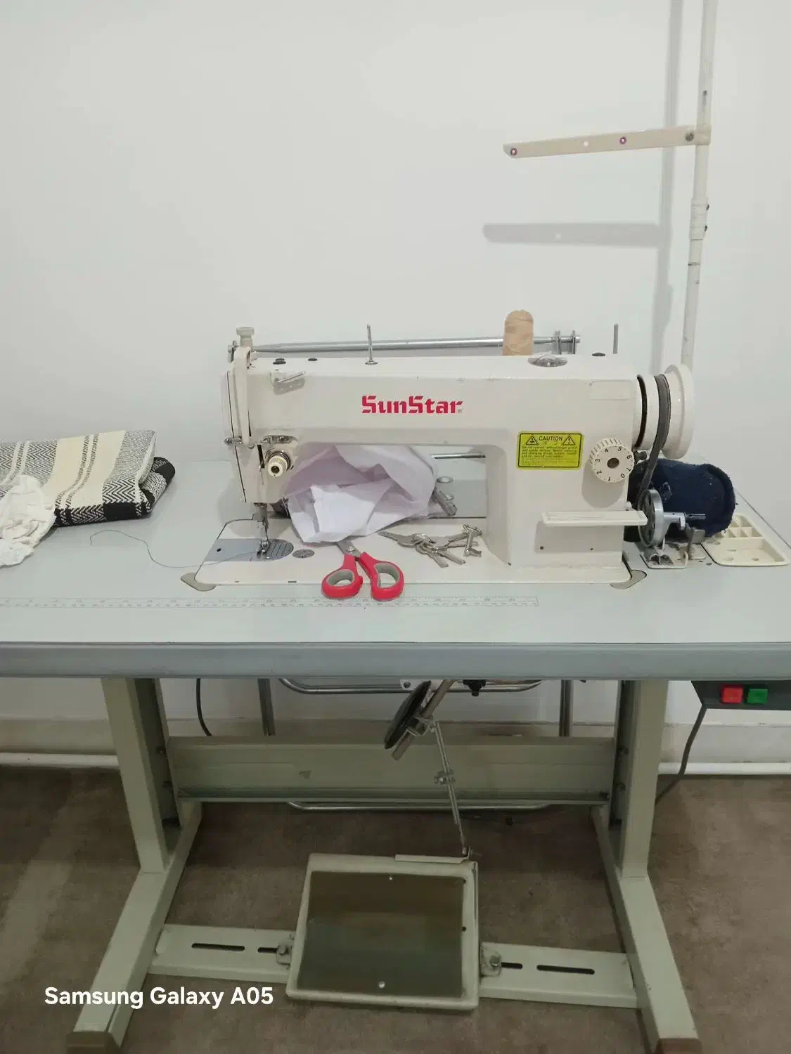 چرخی خیاطی|چرخ خیاطی و ریسندگی|مهاباد (آذربایجان غربی), |دیوار