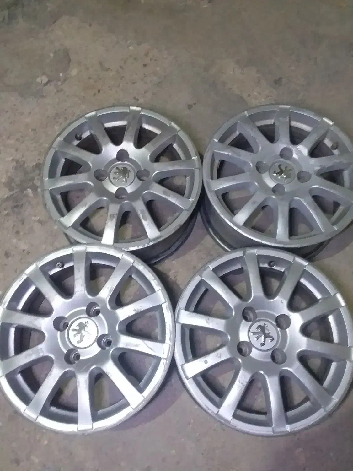 رینگ ۱۵ و رادیات پژو|قطعات یدکی و لوازم جانبی|فارسان, |دیوار