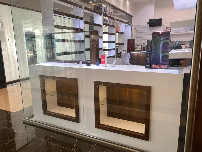 پیشخوان و قفسه کابینت دار مغازه|فروشگاه و مغازه|کیش, |دیوار