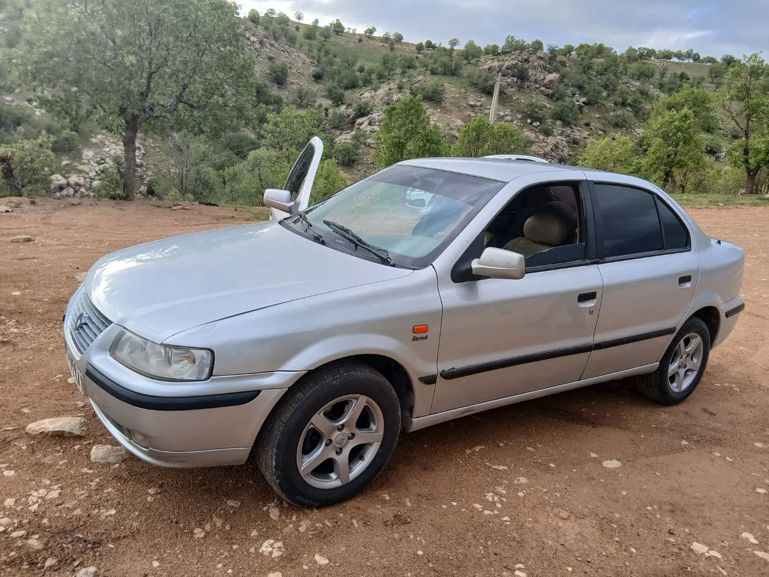 سمند LX|خودرو سواری و وانت|لردگان, |دیوار