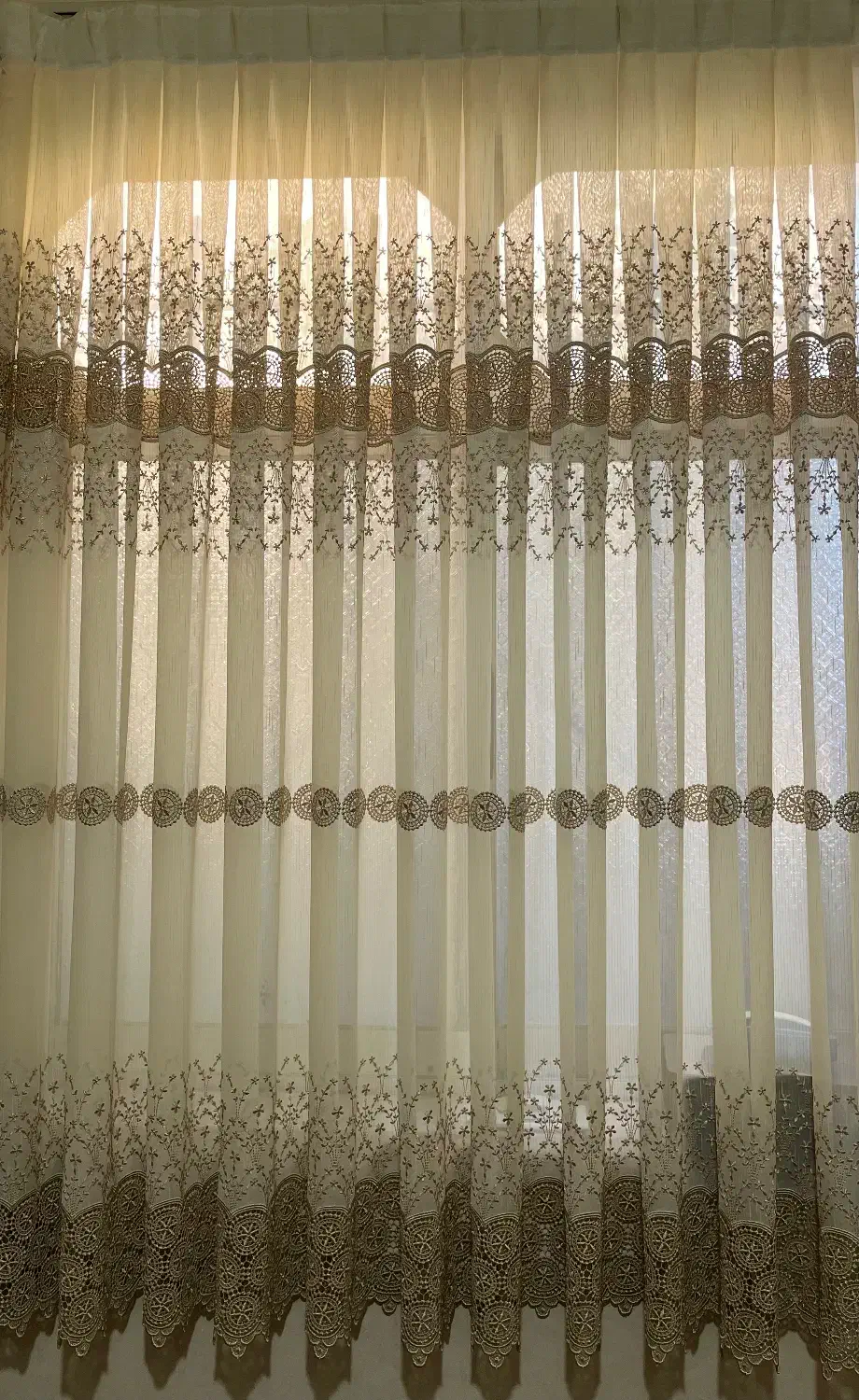 ۲ عدد پرده در حد نو|پرده، رانر، رومیزی|فومن, |دیوار