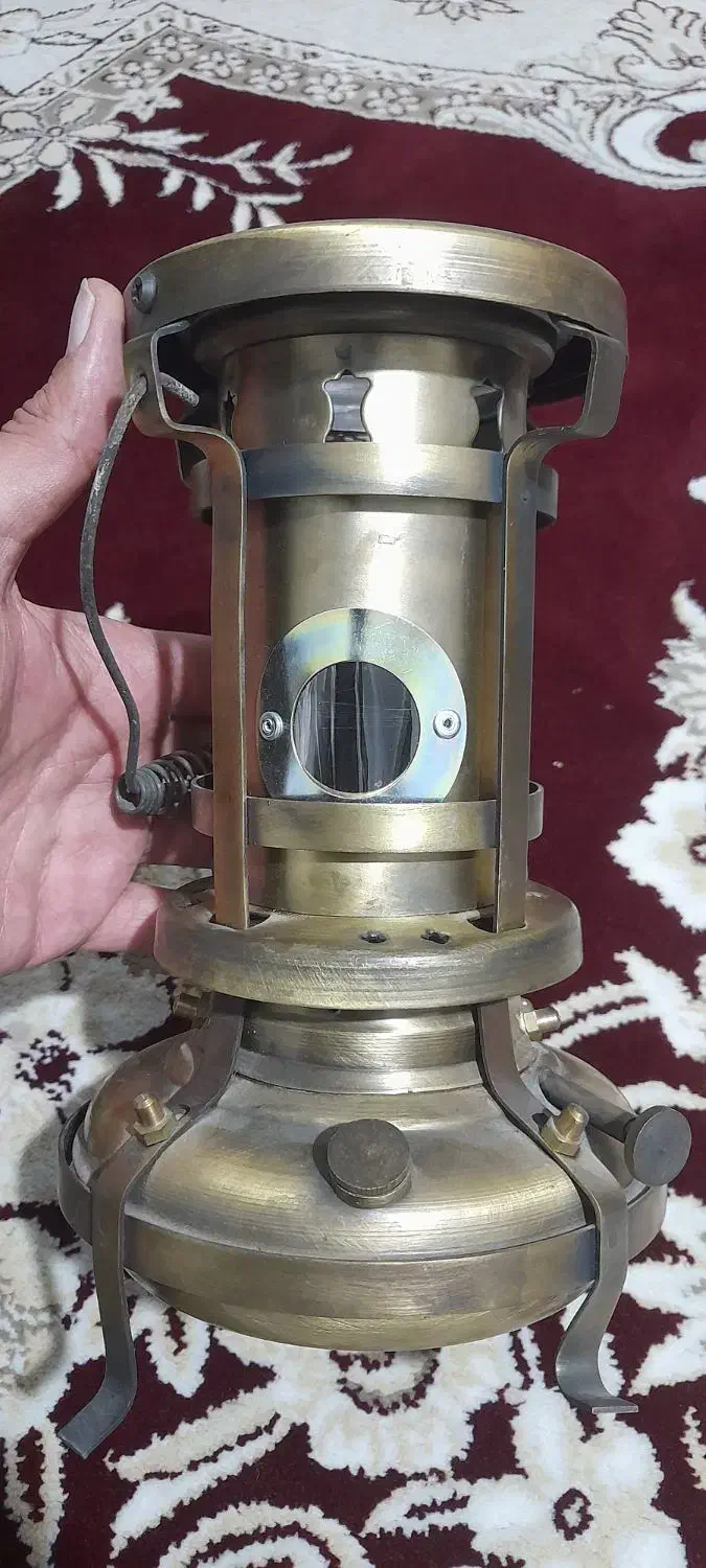 علاع دین قدیمی نفتی کلکسیونی|کلکسیون اشیاء عتیقه|کرمانشاه, |دیوار