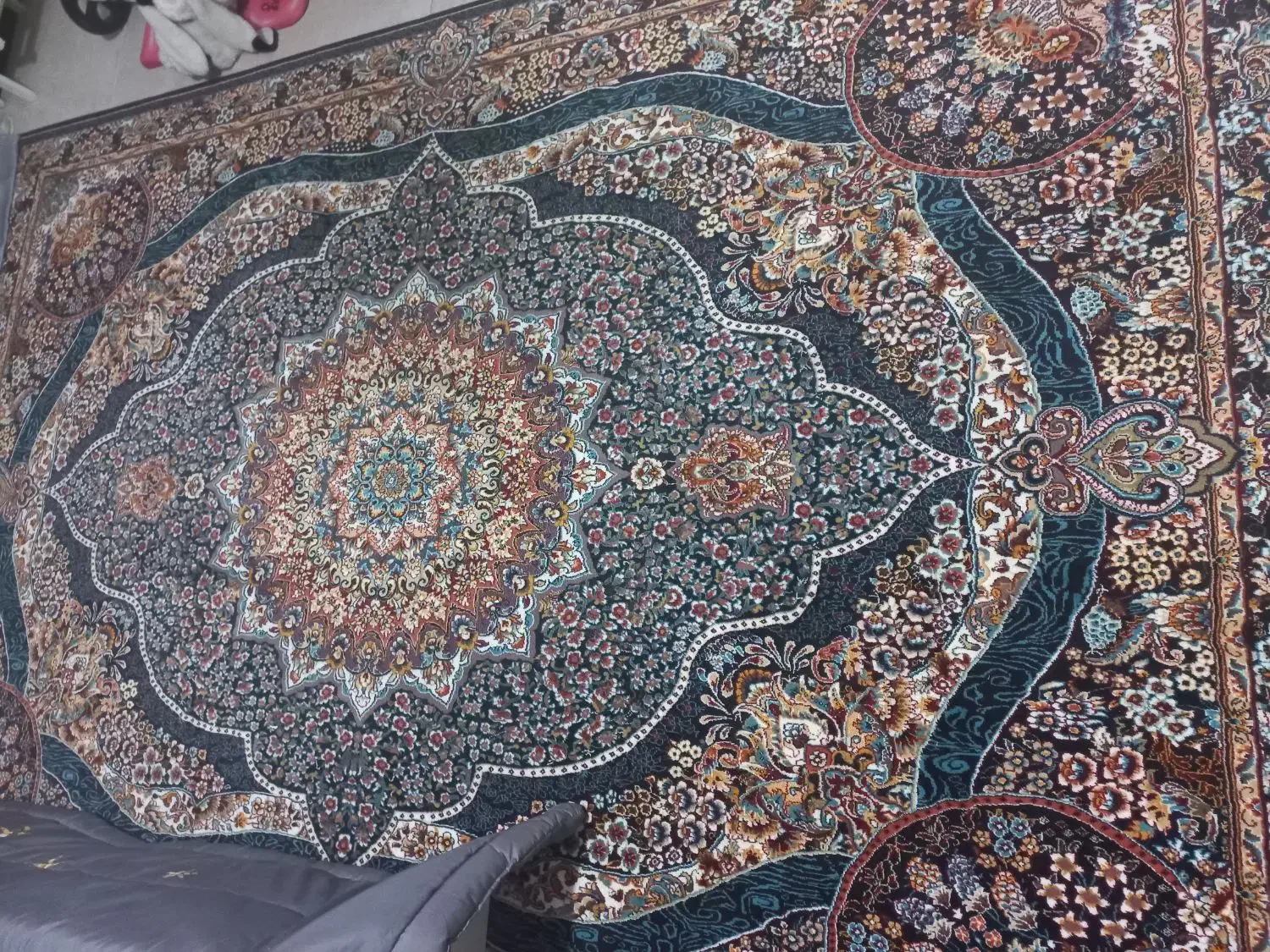 فرش یک عدد ۹ متری ۲ عدد ۶ متری و یک پادری|فرش|تهران, مختاری|دیوار