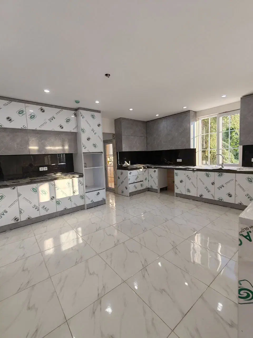 تهاتر/۲۳۰متری/تک واحدی/ویو ابدی/گلباغ نماز|فروش آپارتمان|رشت, گلباغ نماز|دیوار