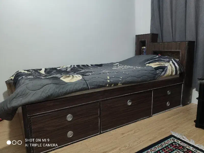 فروش فوری تخت تکنفره|تخت و سرویس خواب|تهران, تهرانپارس غربی|دیوار