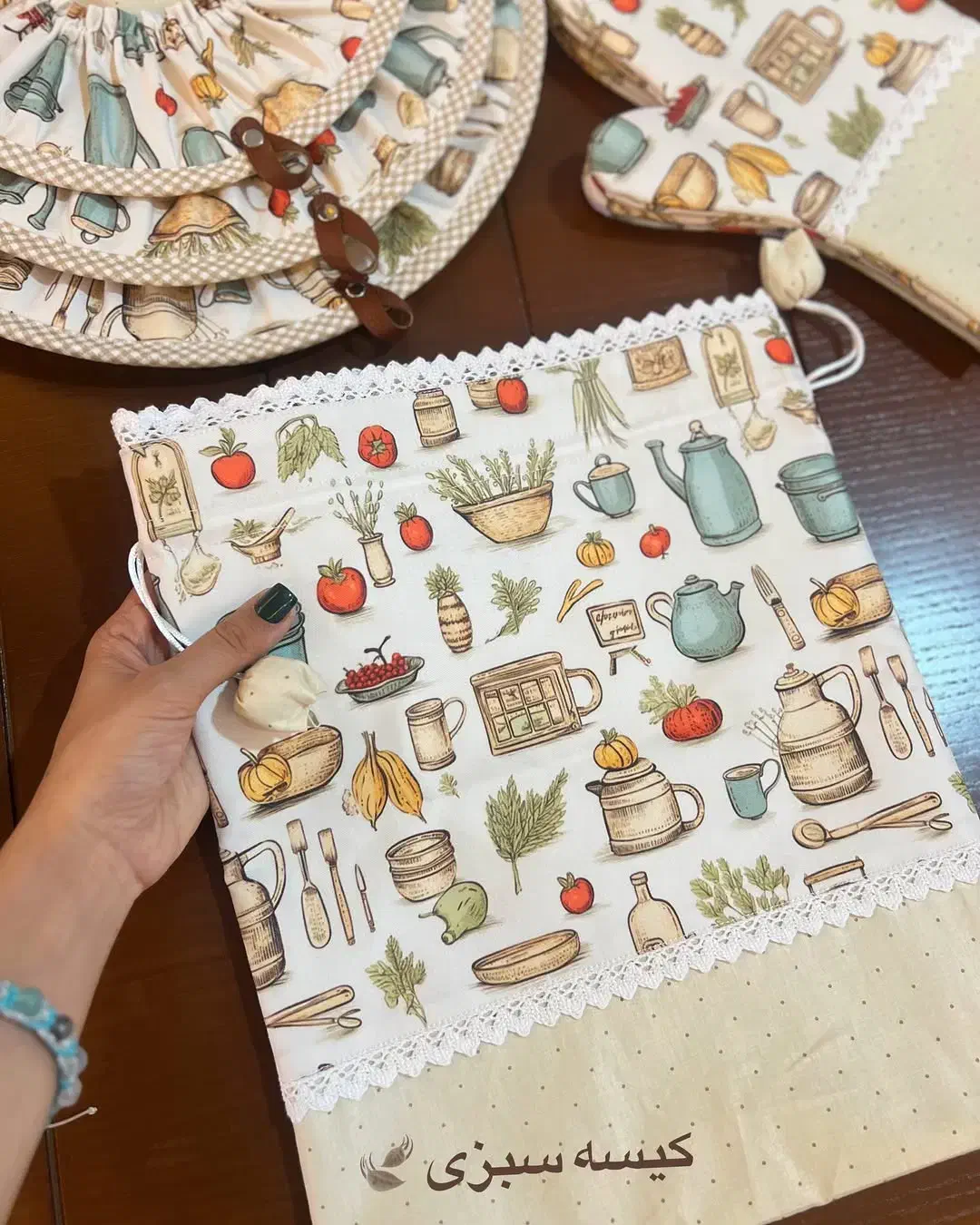 ست کامل سرویس آشپزخانه عروس برای جهیزیه|سفره، حوله، دستمال آشپزخانه|قزوین, |دیوار