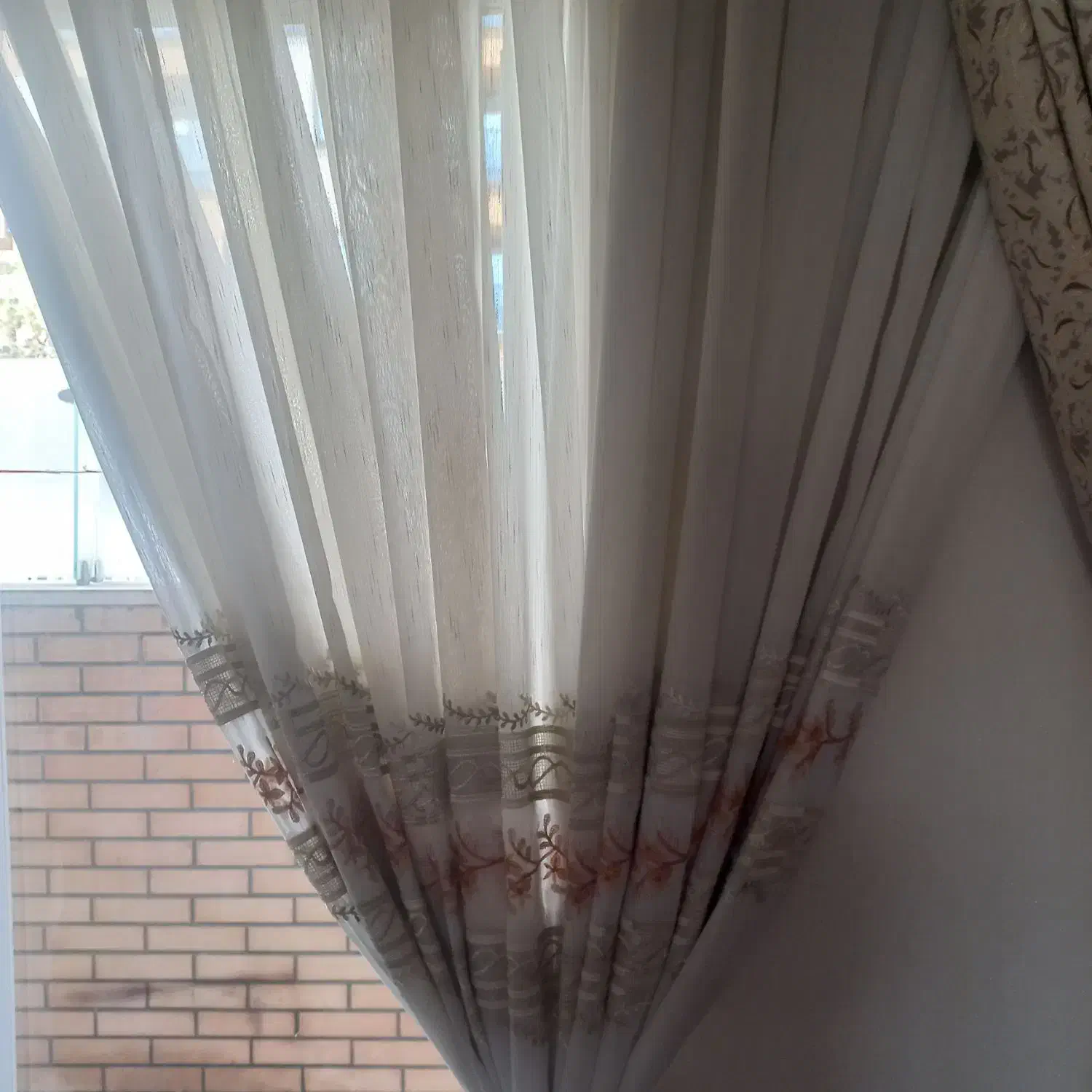 پرده حریر و پارچه|پرده، رانر، رومیزی|اصفهان, خواجه عمید|دیوار