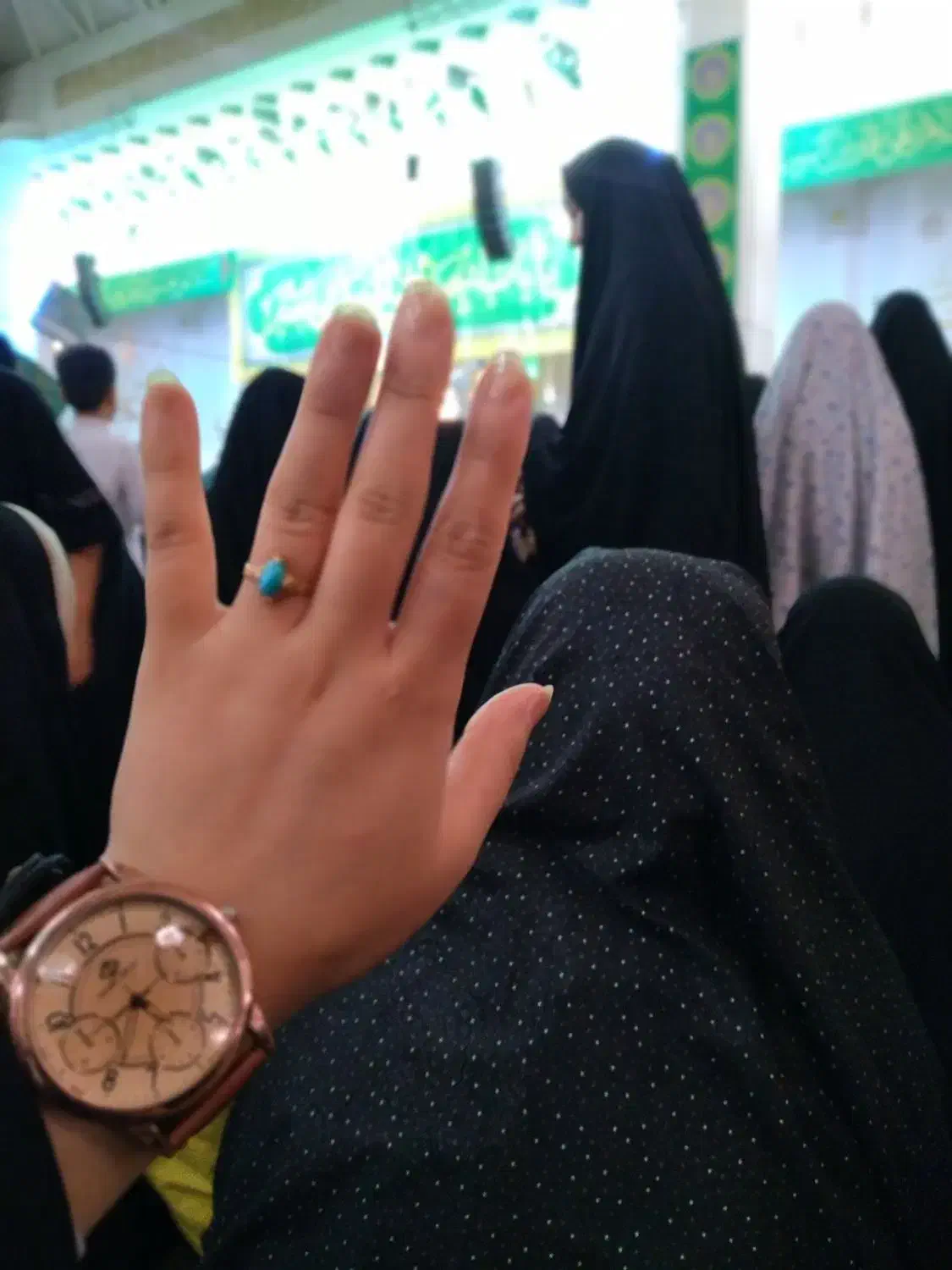 گمشده|اشیا|قم, یزدانشهر|دیوار