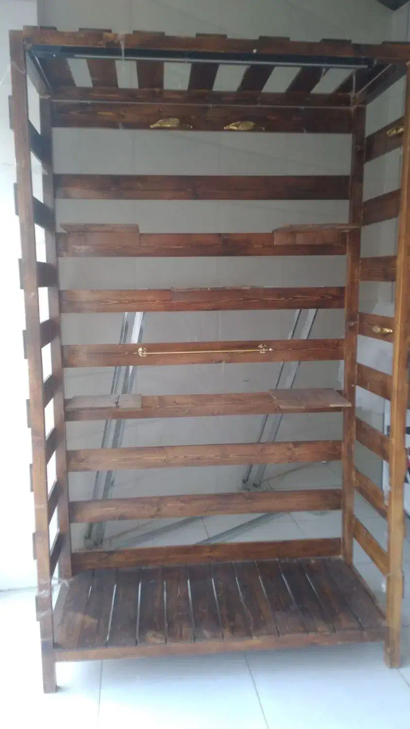 فروش ویترین چوبی و رگال جوراب|فروشگاه و مغازه|هشتگرد, ینگی امام|دیوار