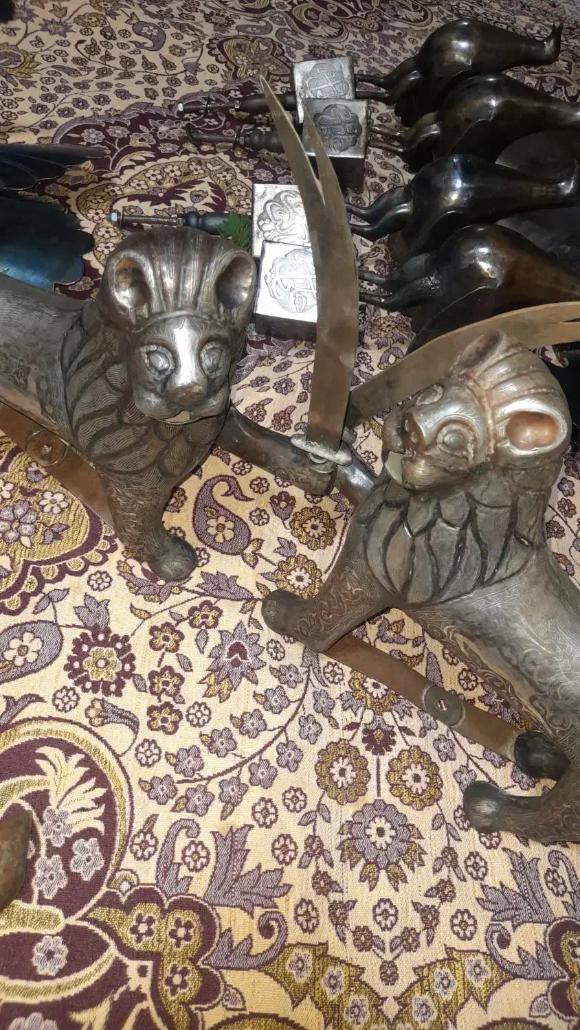 شیر عَلَمات مُحَرَم. عَلَم ، عَلامَت هیئت|کلکسیون اشیاء عتیقه|تهران, جوادیه تهرانپارس|دیوار