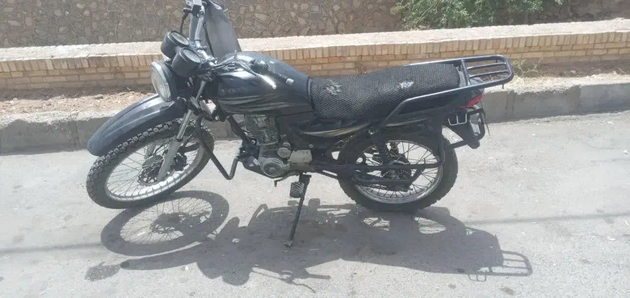 موتورولگا شکاری وهندا ۱۲۵ پلاک ملی|موتورسیکلت|ندوشن, |دیوار