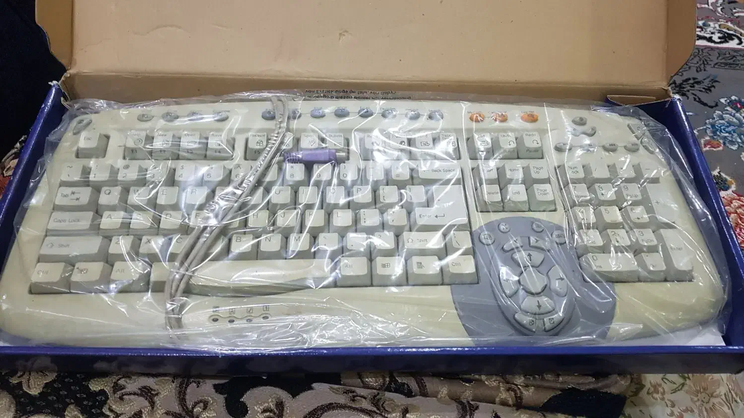 فروش کیبورد کامپیوتر|قطعات و لوازم جانبی رایانه|پرند, فاز ۲|دیوار