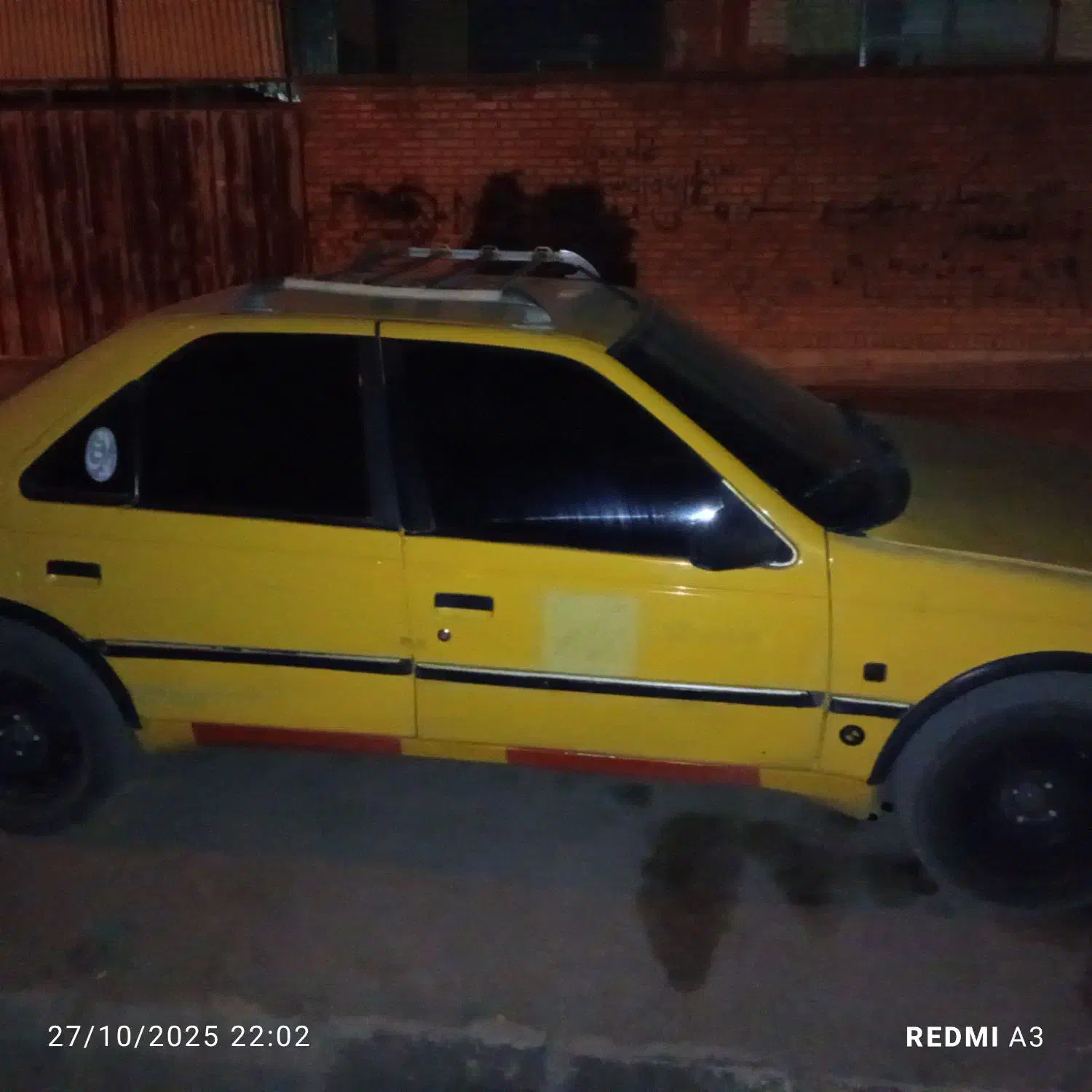 تاکسی فروشی درون شهری با درآمد 700هزار با بیمه|خودرو سواری و وانت|کوهدشت, |دیوار