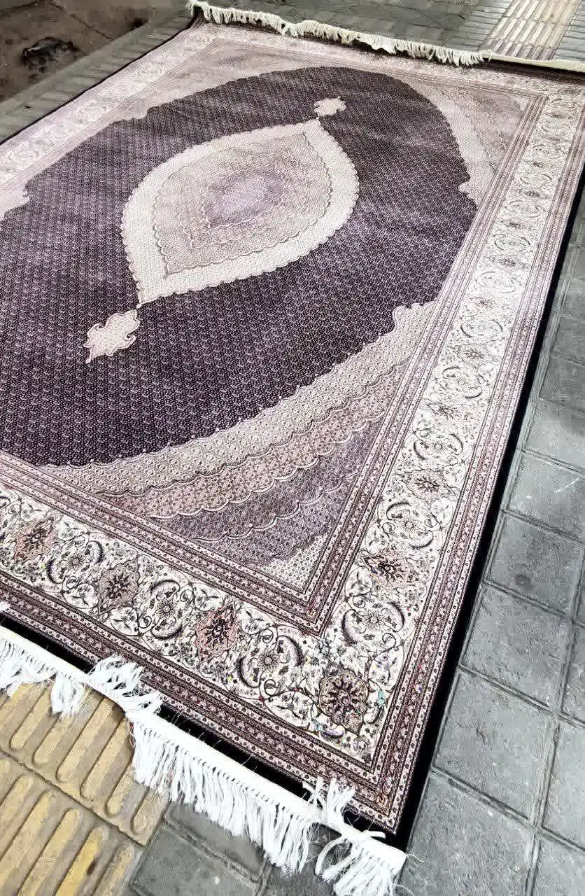 فرش جفت ۹ متری ۱۲۰۰ شانه تراکم ۳۶۰۰|فرش|یزد, |دیوار