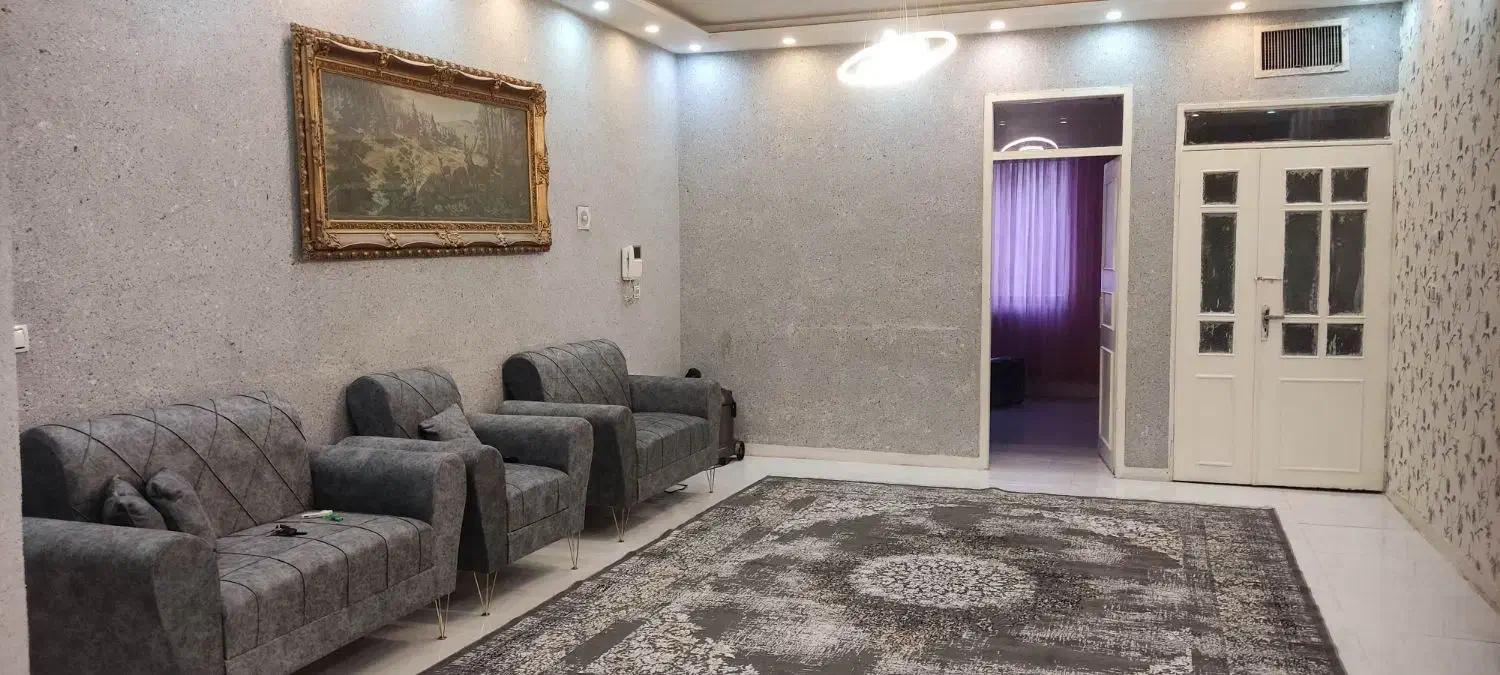 اجاره روزانه/ در محدوده بلوار معلم سیدرضی/|اجارهٔ کوتاهمدت آپارتمان و سوئیت|مشهد, سید رضی|دیوار