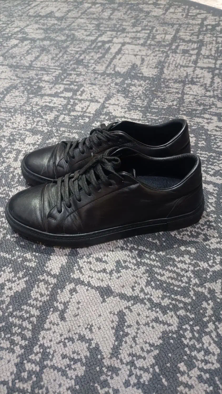 کفش چرم طبیعی سایز ۴۳|کیف، کفش، کمربند|تهران, محمودیه|دیوار