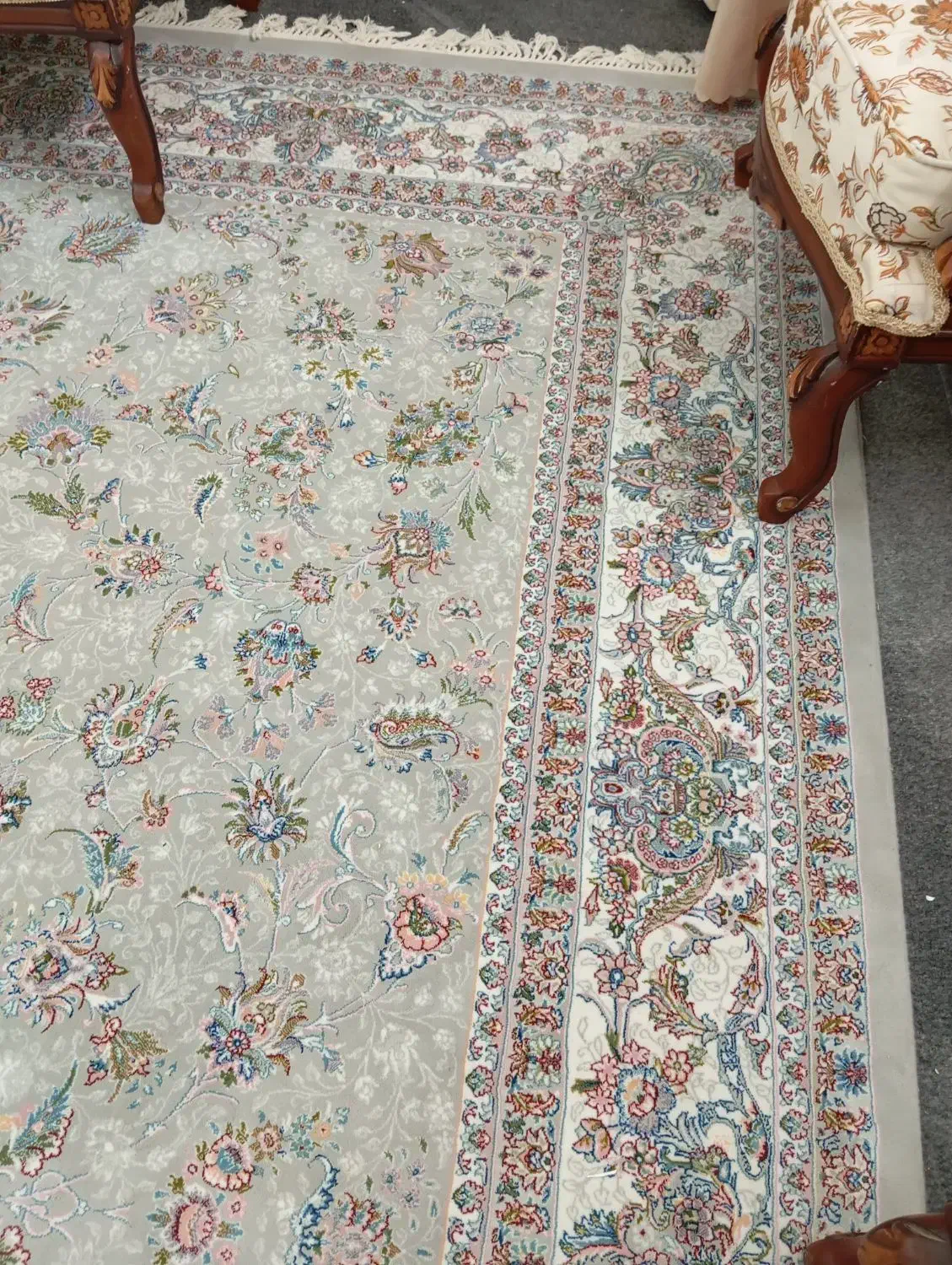 فرش زمردمشهد|فرش|سبزوار, پاسداران|دیوار