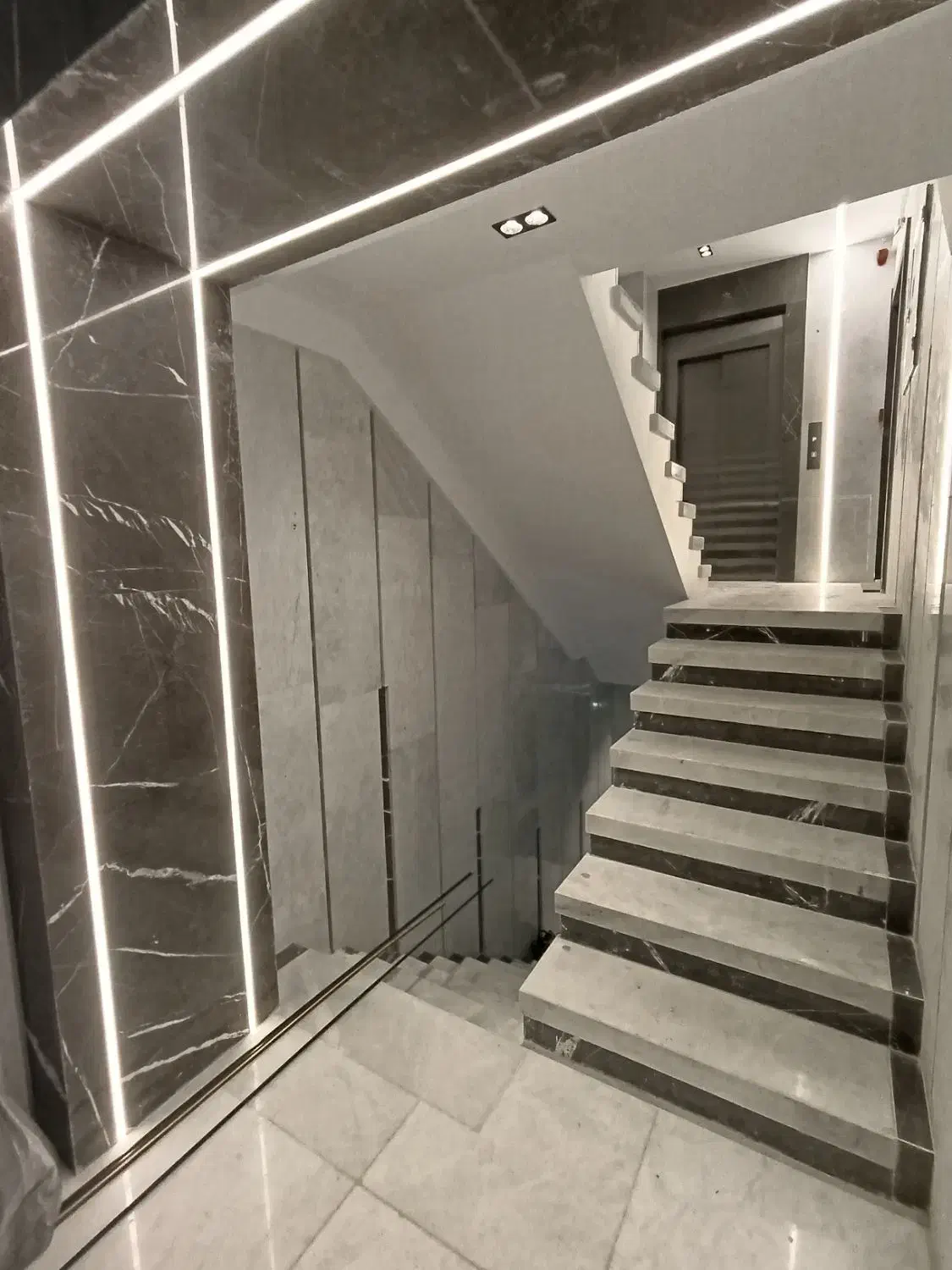 نصب و اجرا لاین نوری به صورت تخصصی( تیم حرفه ای)|خدمات پیشه و مهارت|خاوران, |دیوار