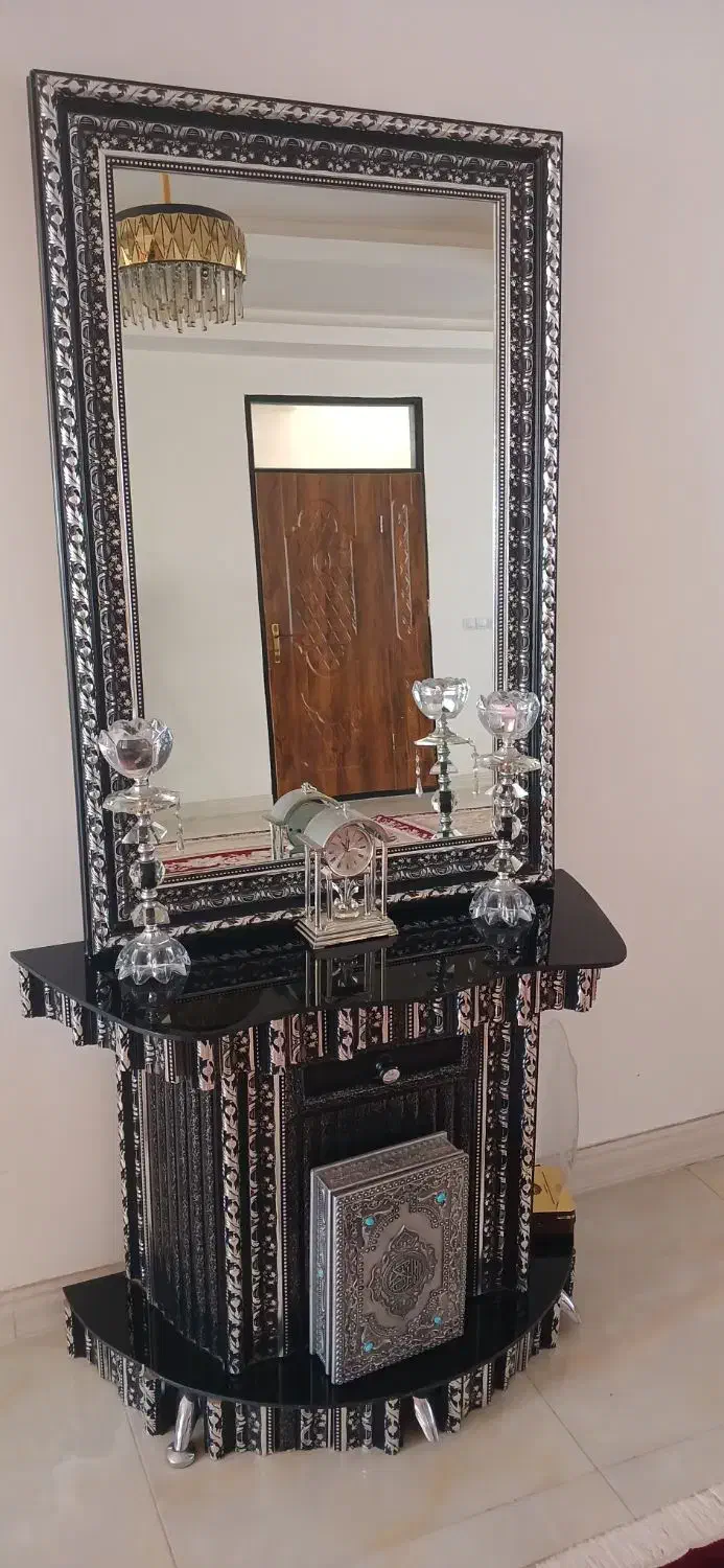 آینه وشمعدان|مبلمان خانگی و میز عسلی|اسفرورین, |دیوار