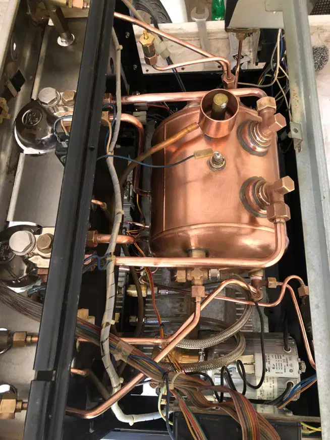 کارگاه خدمات تعمیر و فروش اسپرسوساز عرفان|خدمات پیشه و مهارت|یزد, |دیوار