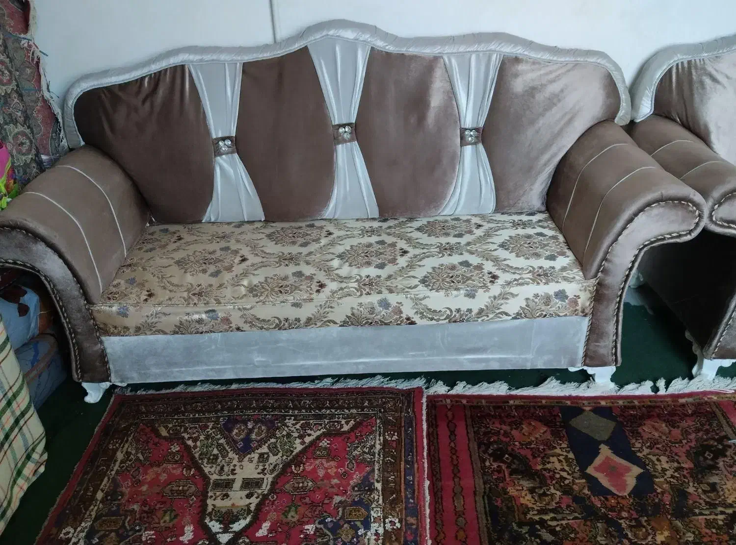 مبل و فرش|مبلمان خانگی و میز عسلی|آذرشهر, |دیوار