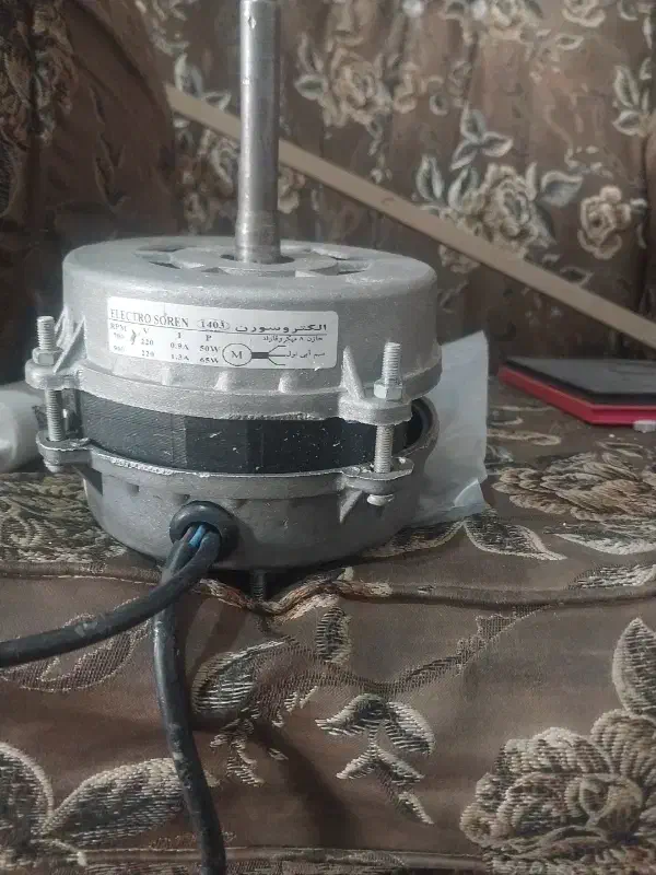 تعدادی آچار و پیچگوشتی و غیره...|ابزارآلات|وحیدیه, |دیوار