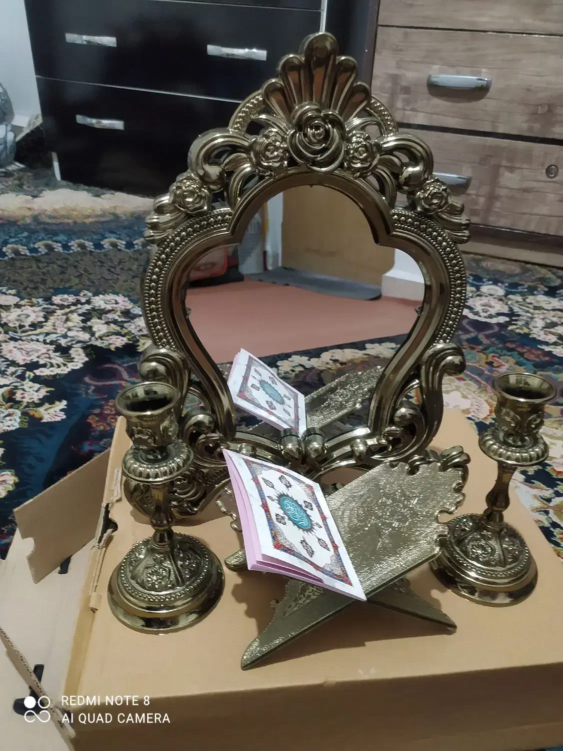 آینه و شمعدان|آینه|کرمانشاه, |دیوار