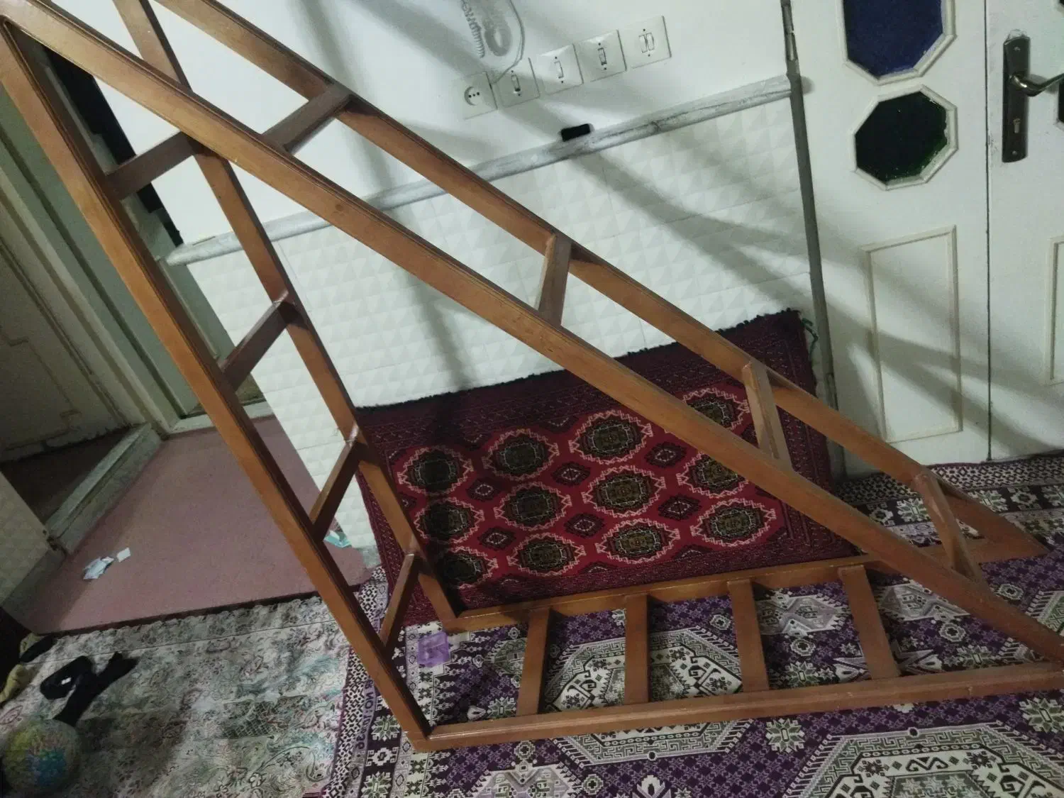 کتابخانه|کتابخانه، شلف، قفسه‌های دیواری|سمنان, |دیوار