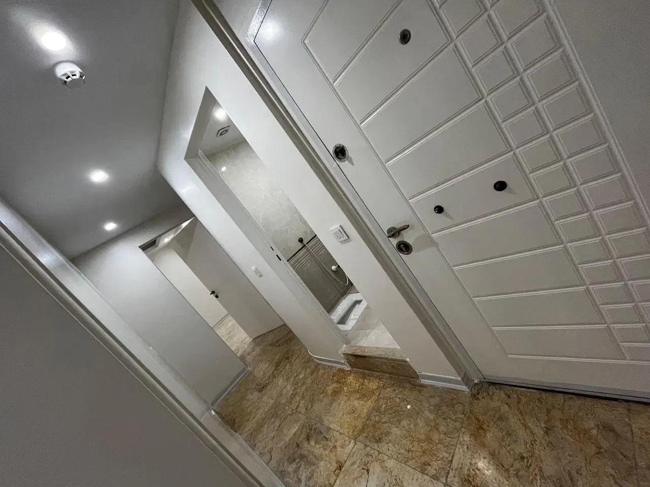 آپارتمان فروشی فوری لوکس و فول امکانات (تخلیه)|فروش آپارتمان|تهران, دروازه شمیران|دیوار