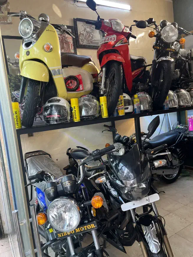 bx kld ایرانی وگو تی وی اس|موتورسیکلت|ری, شهادت|دیوار