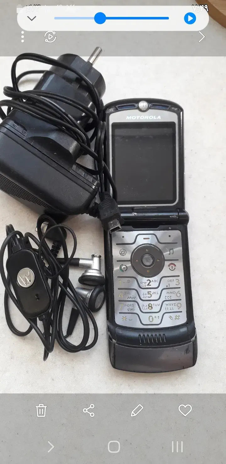 گوشی موتورالابا قاب اهنی تیتانیم|موبایل|اراک, |دیوار