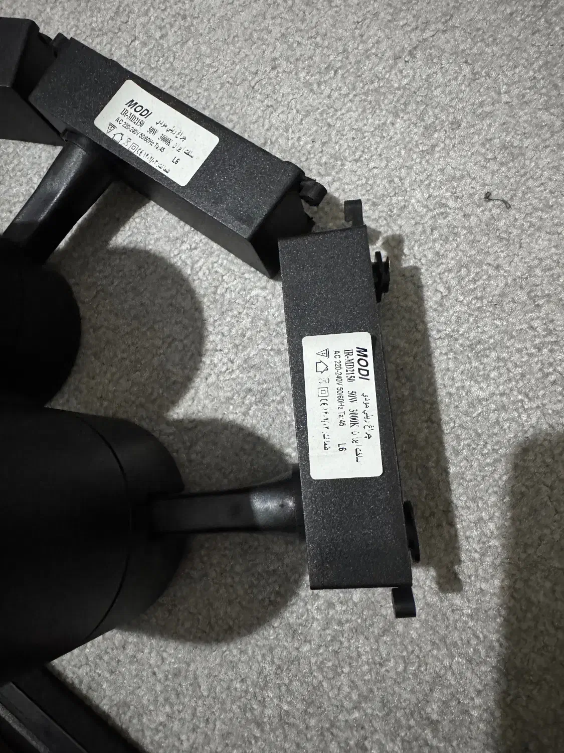 فروش مانکن بچه‌گانه،چراغ ریلی و تابلو مغازه|فروشگاه و مغازه|ری, هاشم‌آباد|دیوار