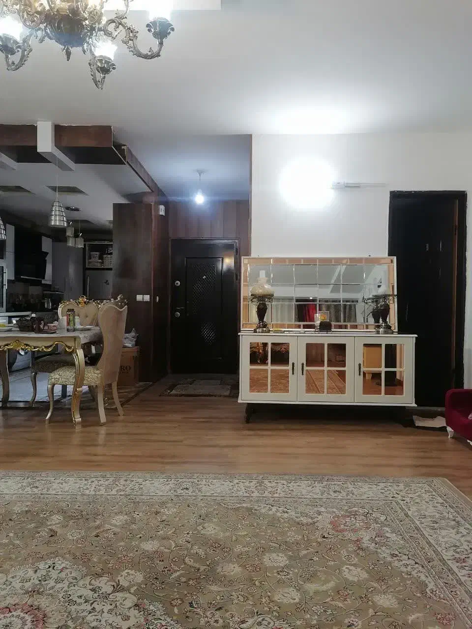 واحد آپارتمان بهترین موقعیت مکانی خ ذوالفقار|فروش آپارتمان|مشهد, امیر|دیوار