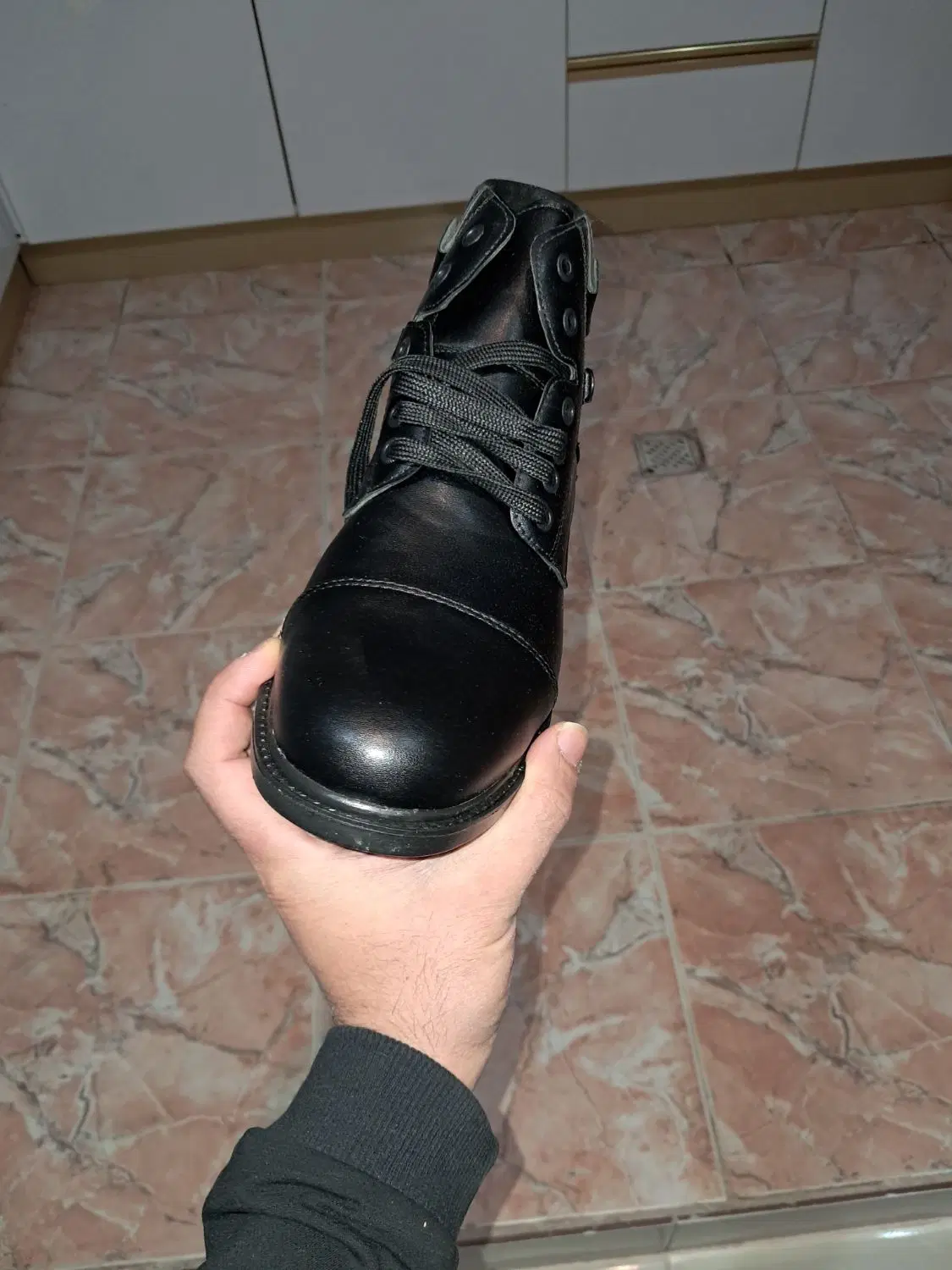 نیم بوت سایز ۴۲|کیف، کفش، کمربند|شیراز, دشت چنار|دیوار