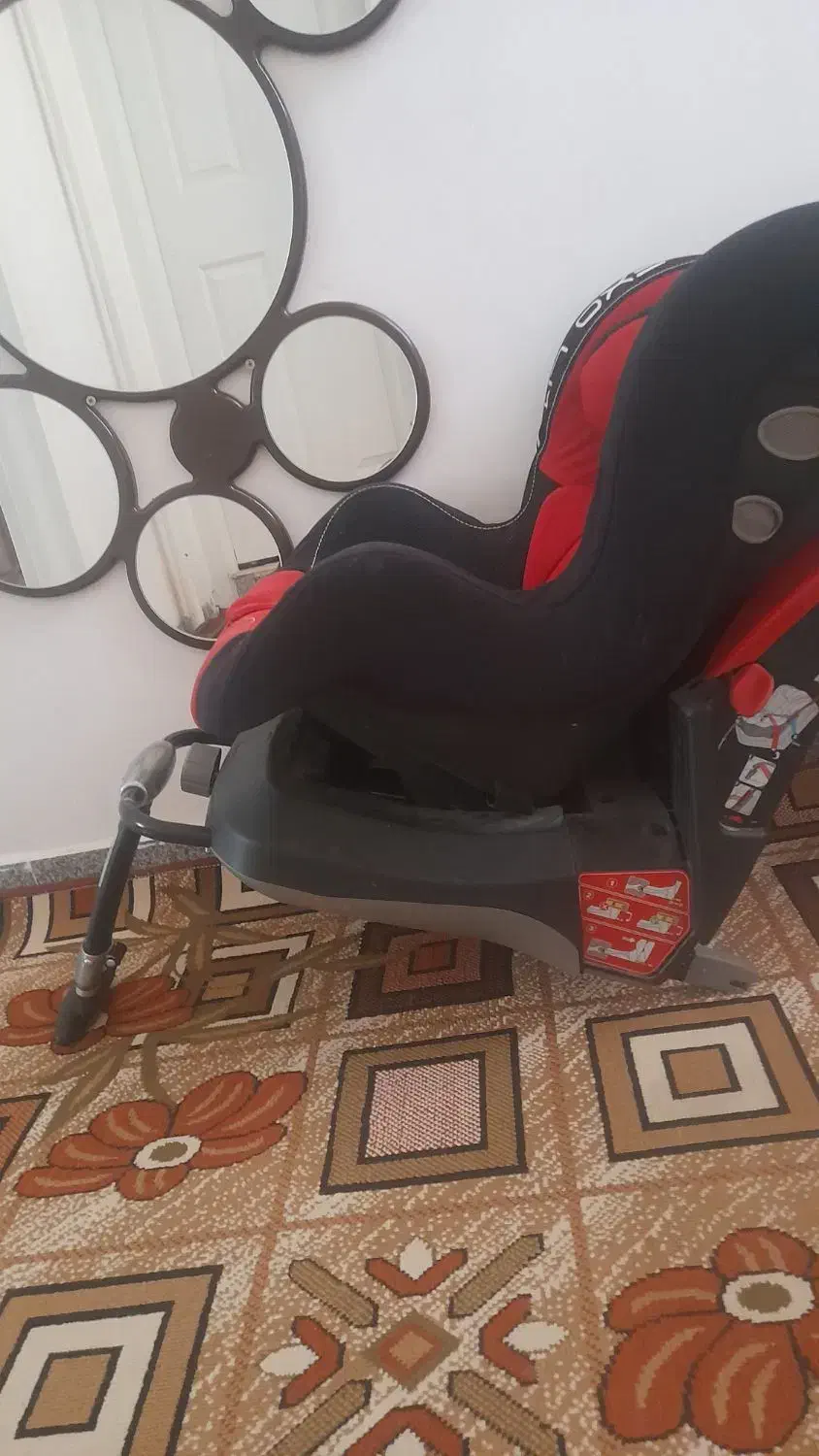 صندلی ماشین|تخت و صندلی بچه|همدان, |دیوار