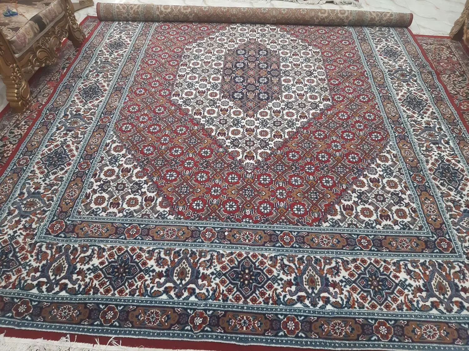 فروش تعدای لوازم خانگی نو وکارکرده|فرش|لاهیجان, شهید آوینی|دیوار