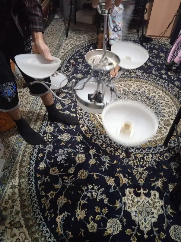 دوعدد لوستر|لوستر و چراغ آویز|شیراز, جوادیه|دیوار